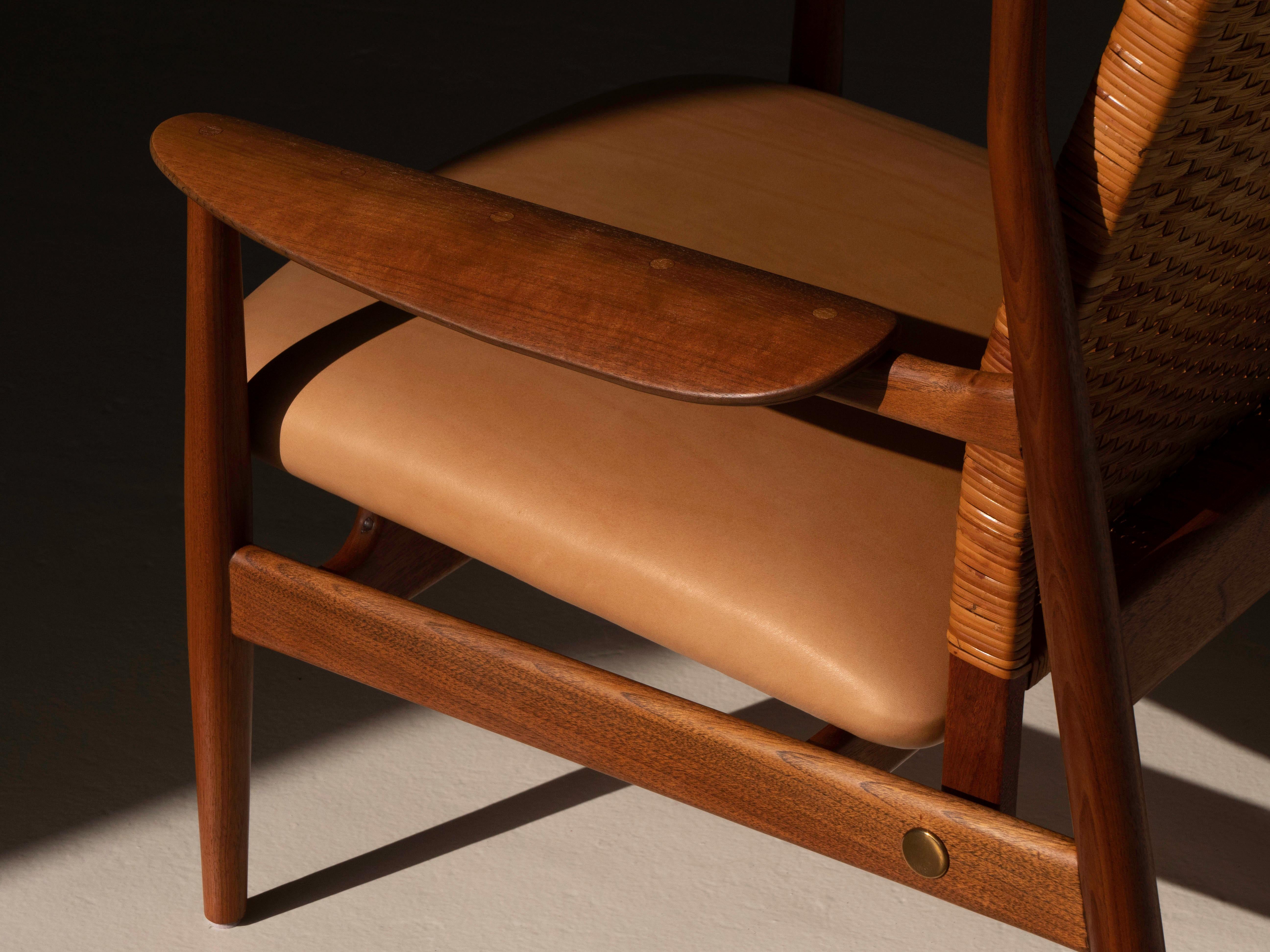 Finn Juhl FJ55 Cane Back Reclining Chair in Walnut for Baker Furniture, 1950's For Sale 6