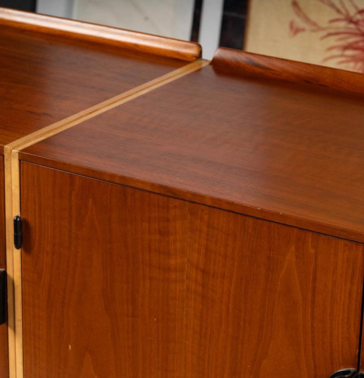Mid-Century Modern Finn Juhl pour Baker : Cabinet en vente