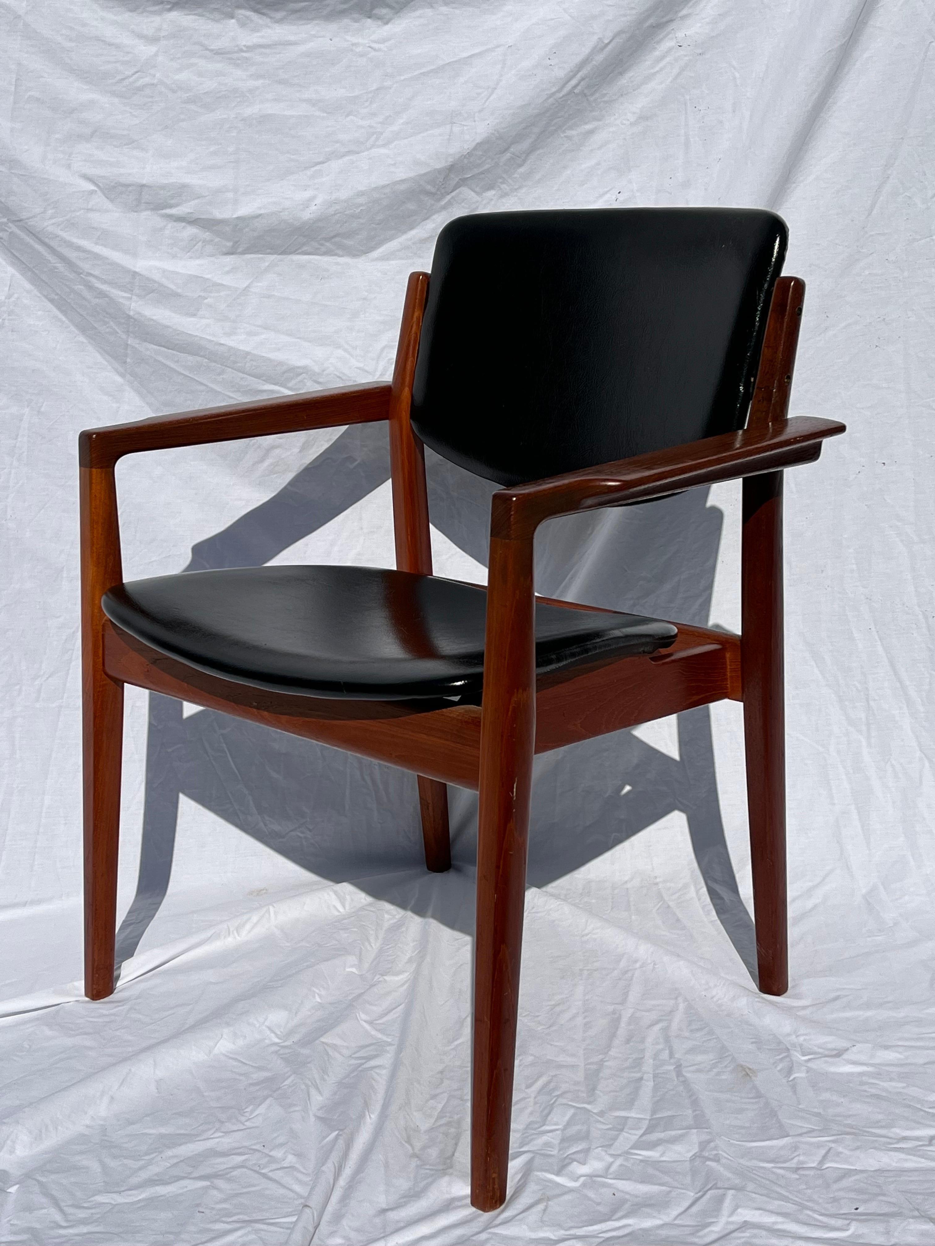 20th Century Finn Juhl for France and Son Model 196 Danish Mid-Century Modern Armchair For Sale