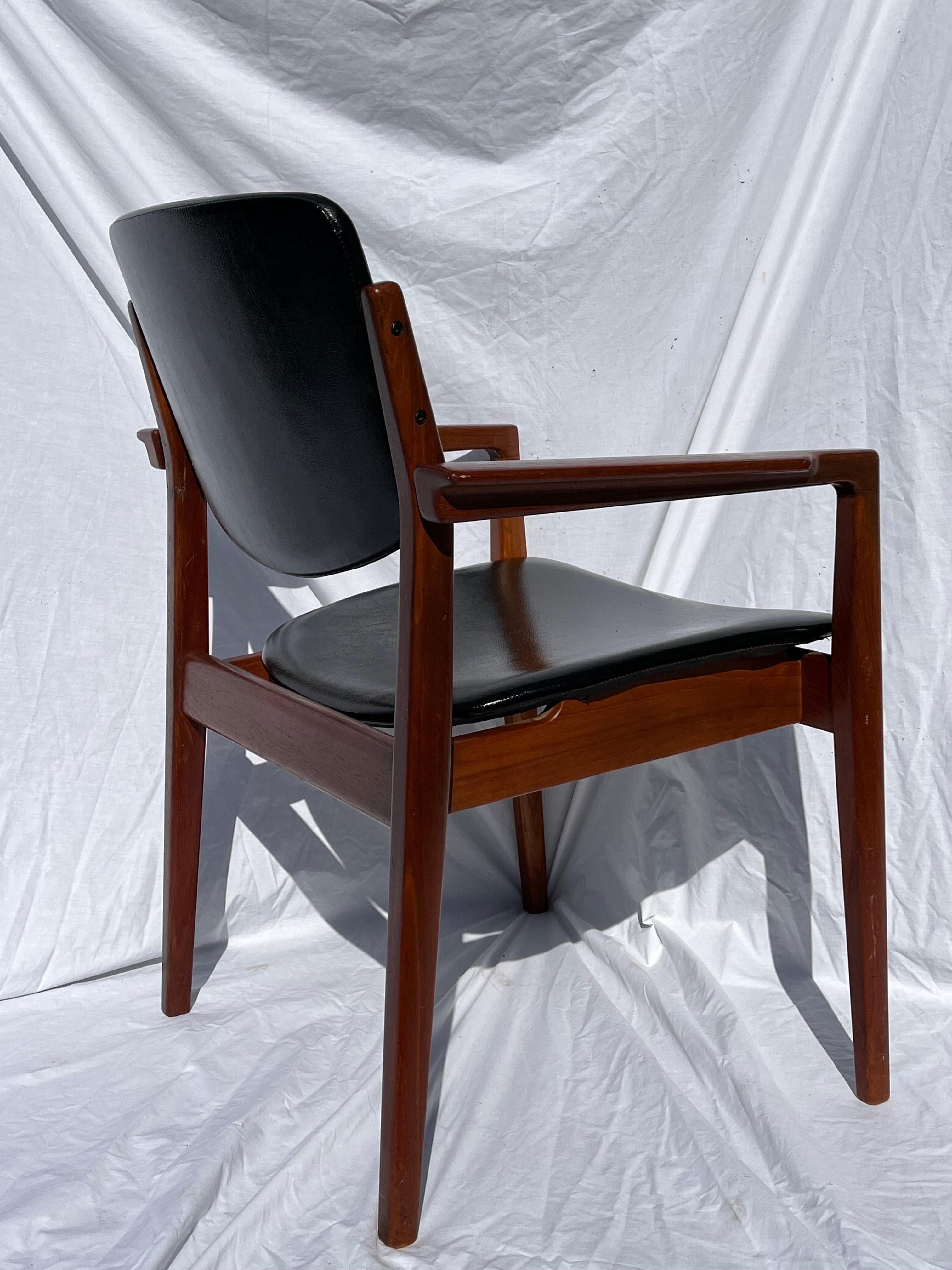 Wood Finn Juhl for France and Son Model 196 Danish Mid-Century Modern Armchair For Sale