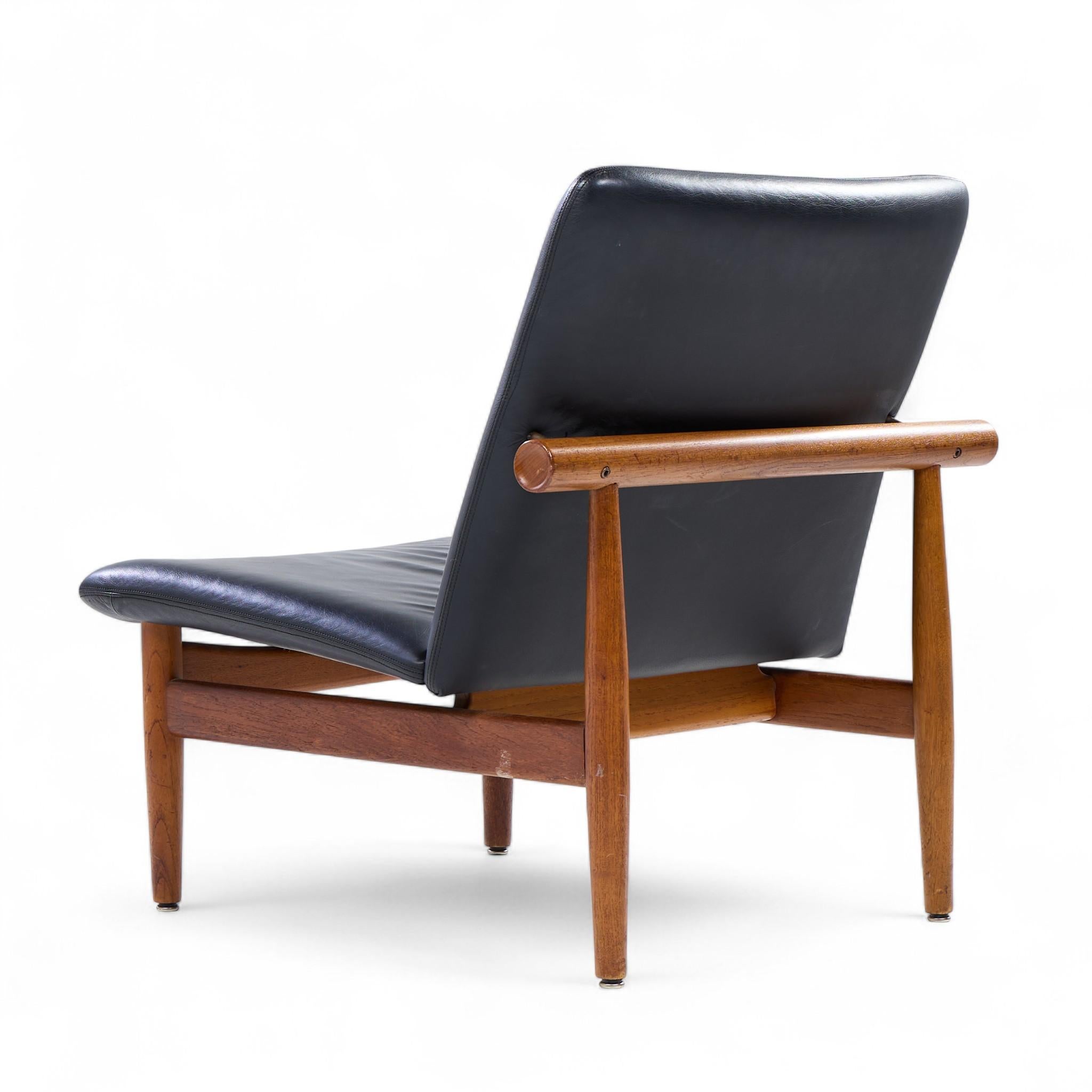 Finn Juhls per France and Sons FD137 Sedie da salotto giapponesi in teak - coppia in vendita 1