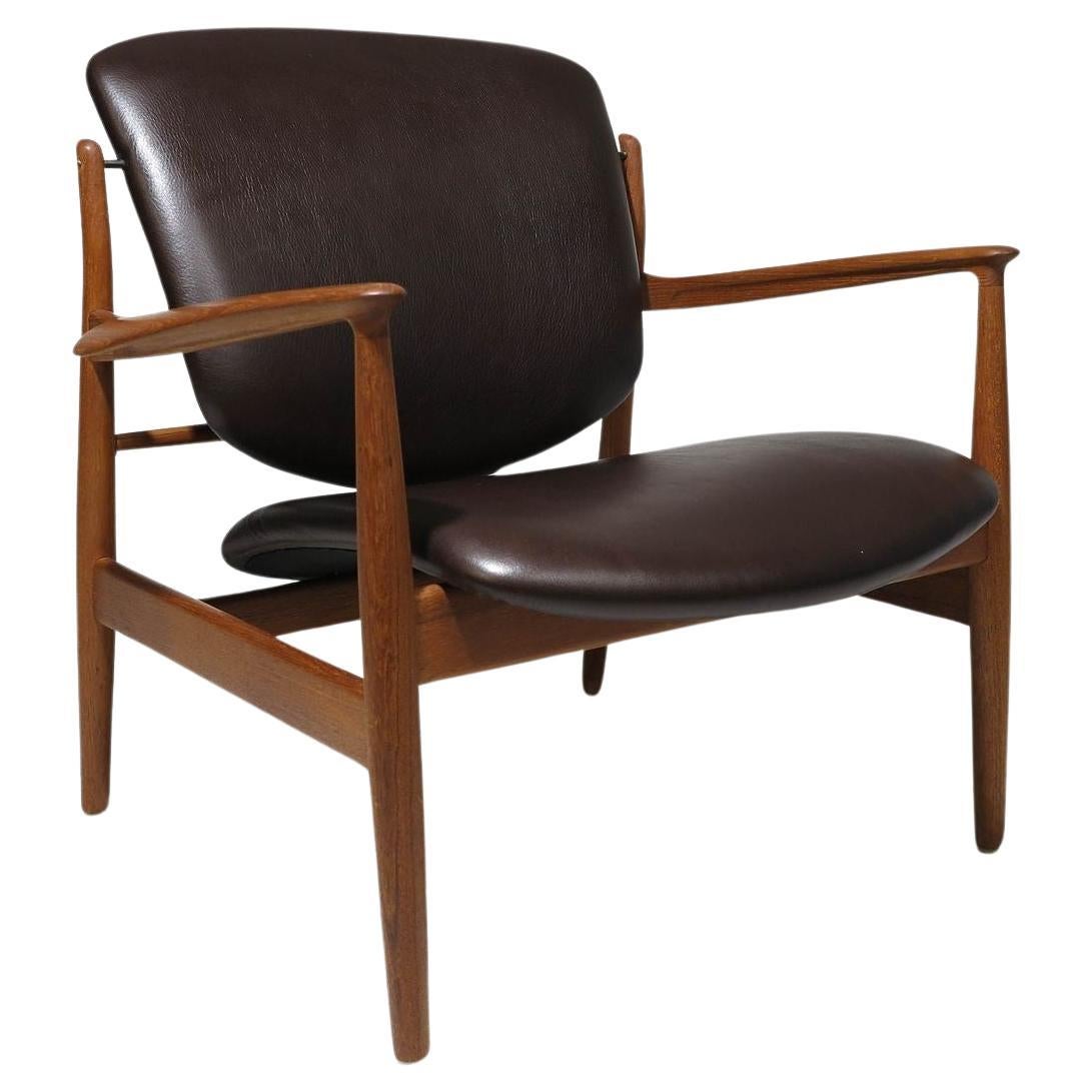 Finn Juhl for France & Daverkosen FD 136, Teak Lounge Chair in Leather