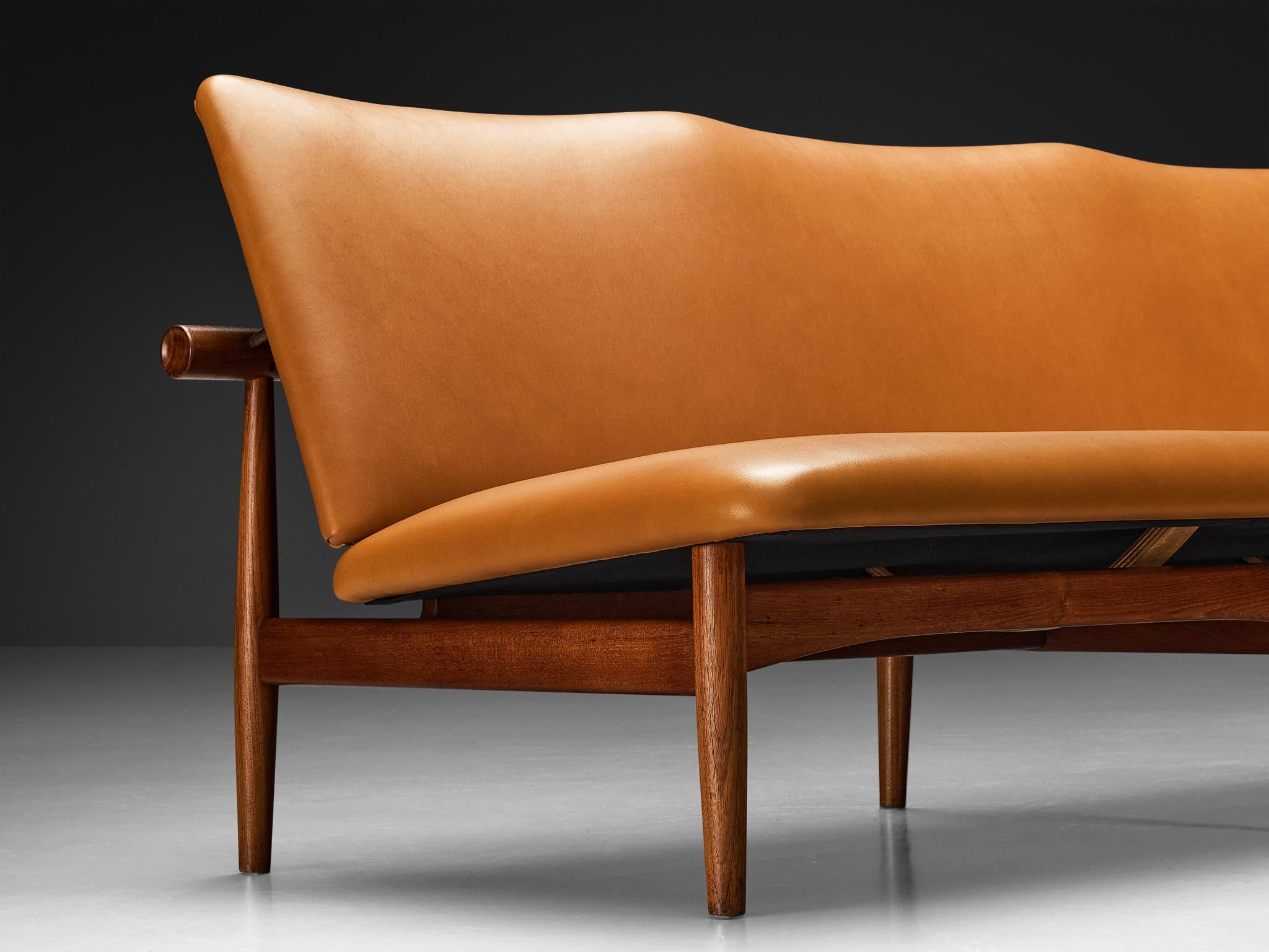 Scandinavian Modern Finn Juhl for France & Søn ‘Japan’ Sofa in Teak and Cognac Leather For Sale