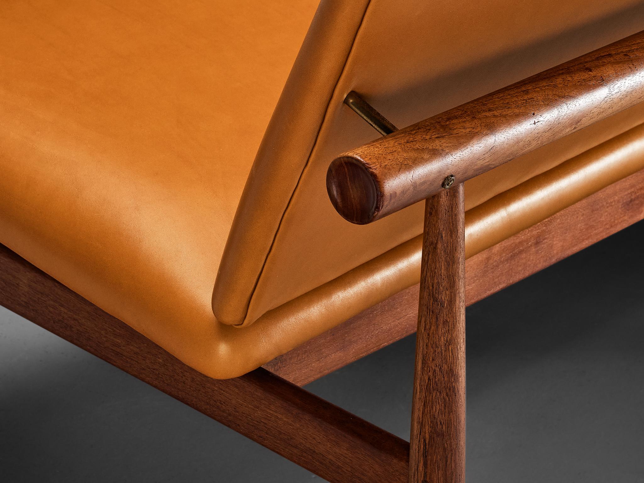 Finn Juhl for France & Søn ‘Japan’ Sofa in Teak and Cognac Leather For Sale 2