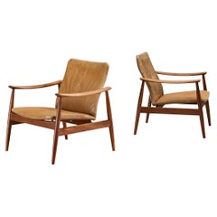 Finn Juhl for France & Søn Pair of Lounge Chairs in Teak and Leather 