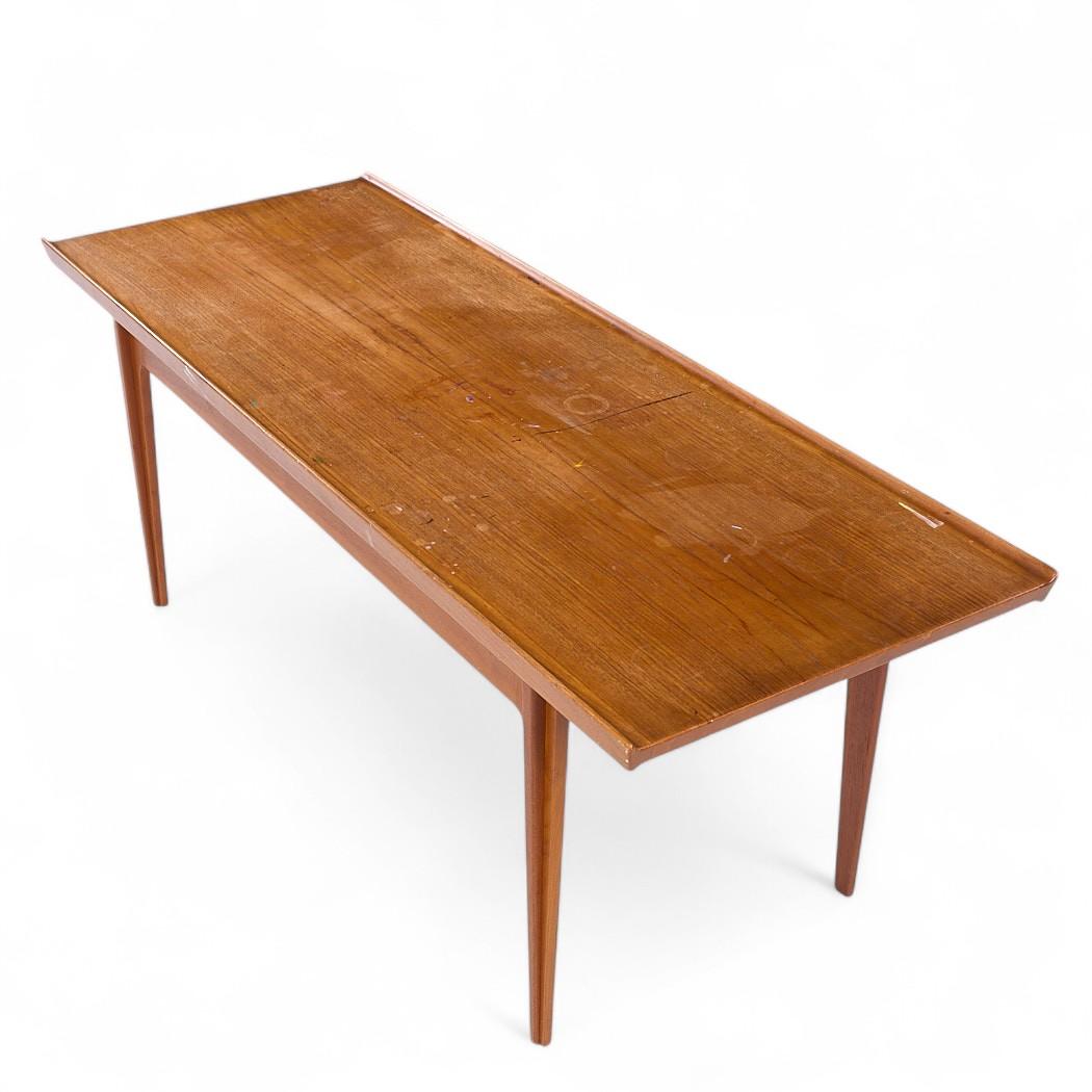 Finn Juhl para France & Son Mesa baja danesa de teca de mediados de siglo 532 en venta 2
