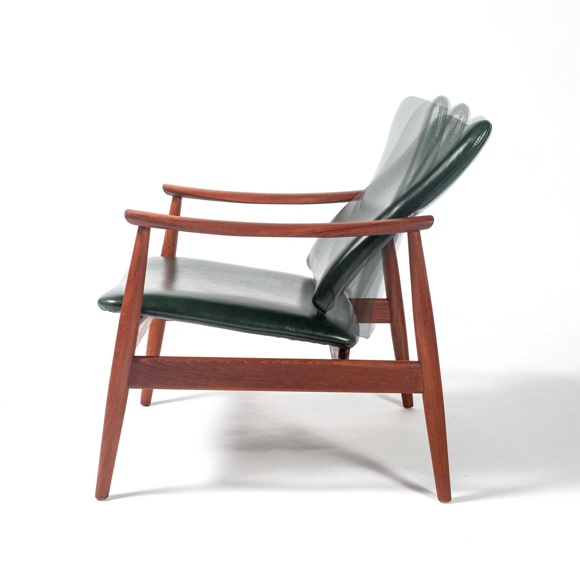Mid-20th Century Finn Juhl For Frances & Son Easy Chair FD138 in Teak and Green Leather