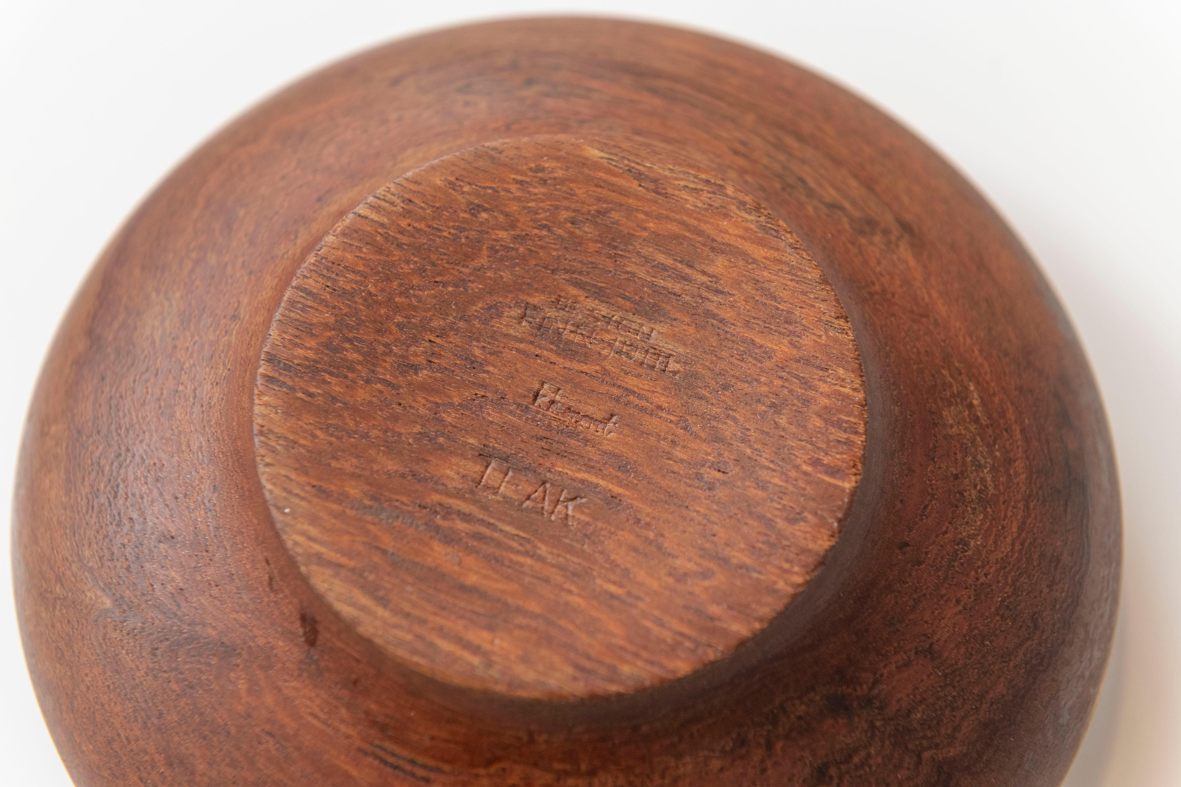 Finn Juhl for Kay Bojesen Teak Bowl In Good Condition For Sale In San Francisco, CA