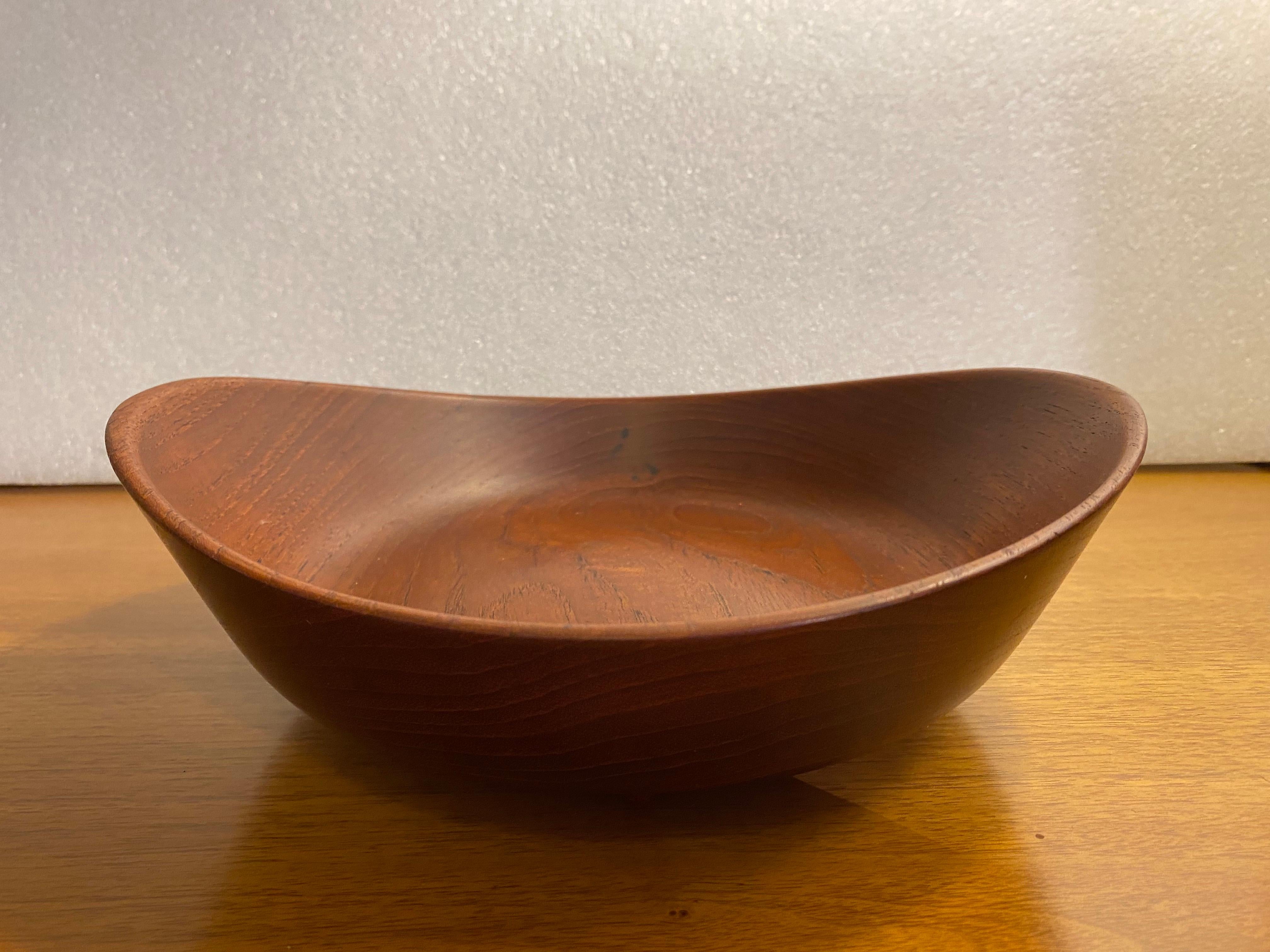 Scandinavian Modern Finn Juhl for Kay Bojesen Teak Footed Bowl