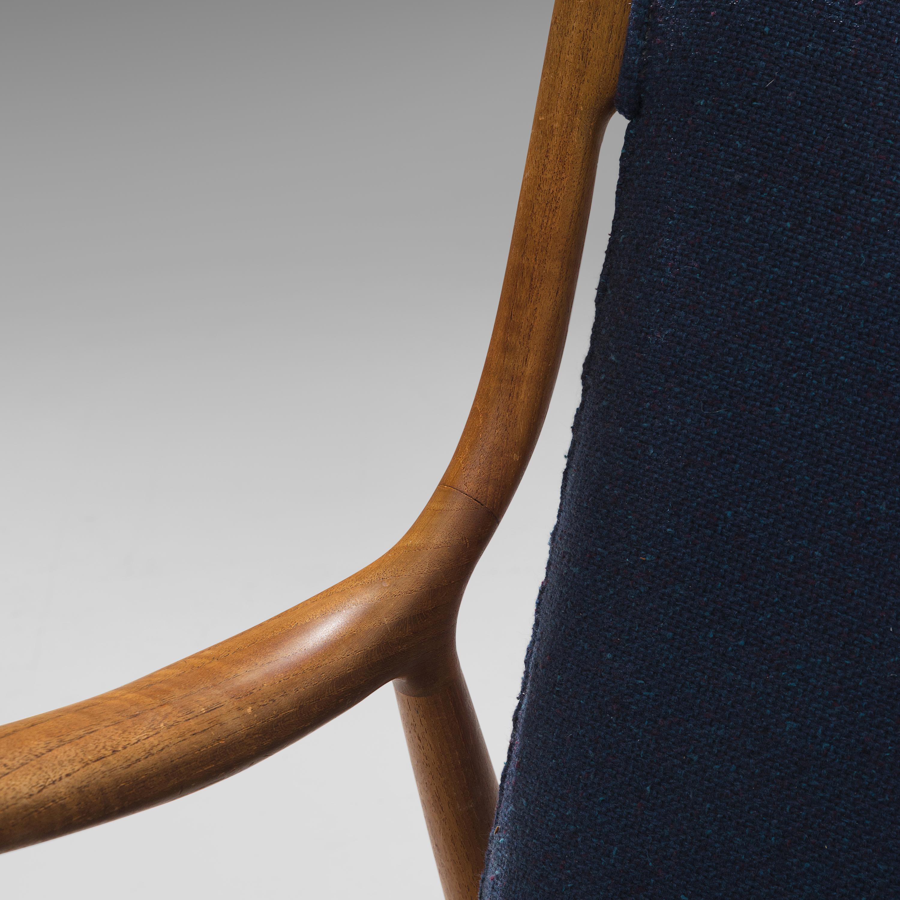 Finn Juhl for Niels Vodder Armchair 'NV 45' in Teak and Blue Fabric Upholstery In Good Condition In Waalwijk, NL