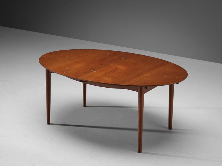 Finn Juhl for Niels Vodder Dining Table ‘Judas’ in Teak and Silver Inlay For Sale 5