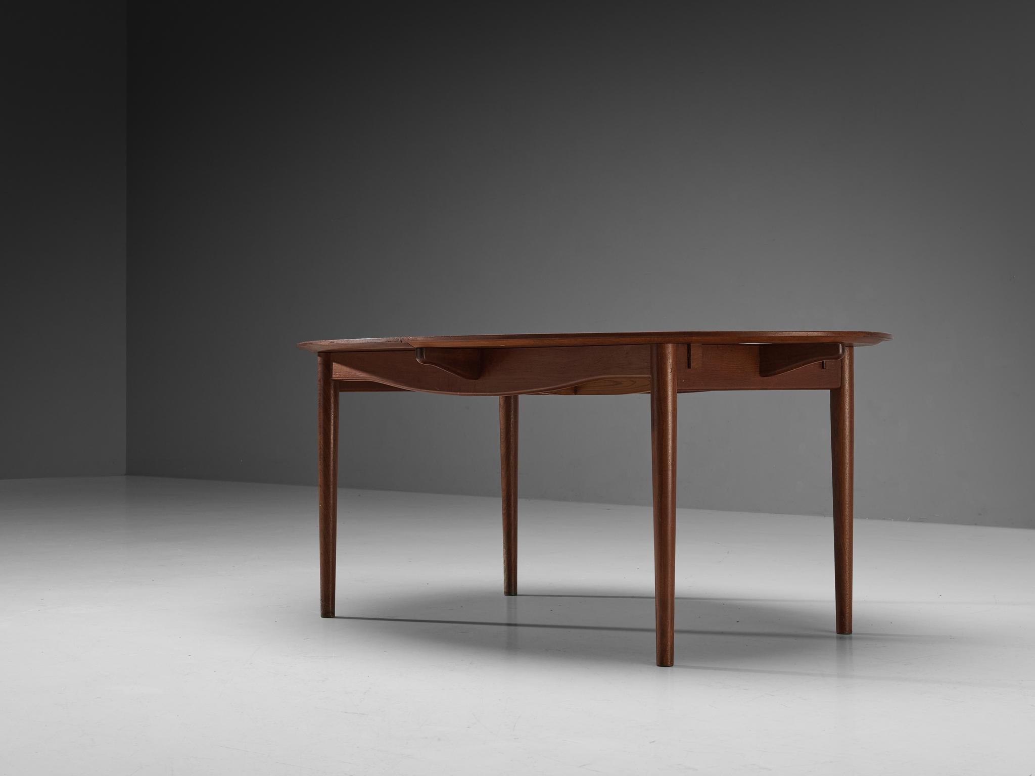 Finn Juhl for Niels Vodder Dining Table ‘Judas’ in Teak and Silver Inlay 6