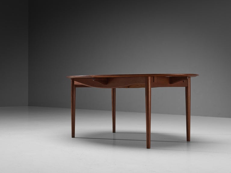 Finn Juhl for Niels Vodder Dining Table ‘Judas’ in Teak and Silver Inlay For Sale 6