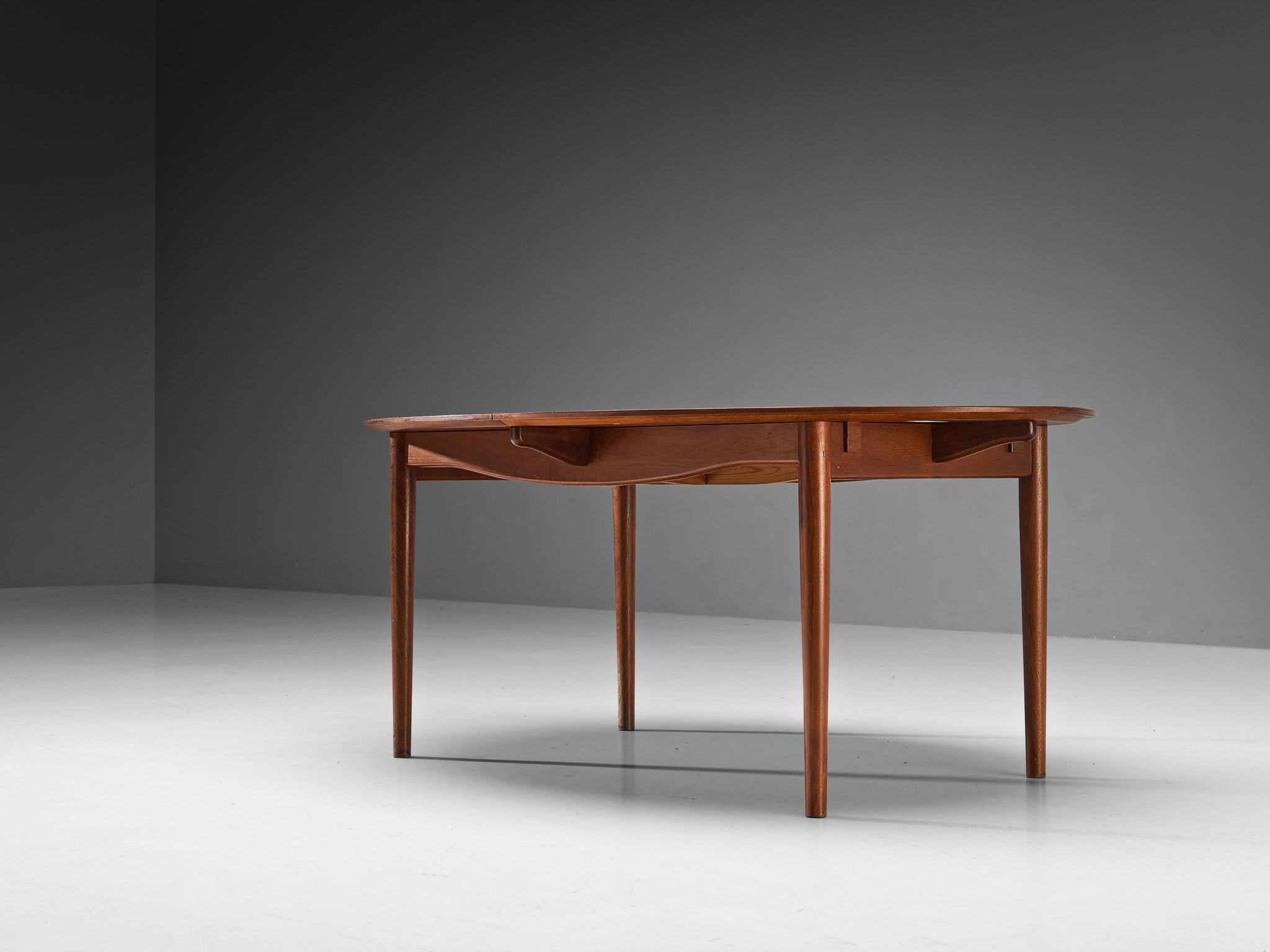 Finn Juhl for Niels Vodder Dining Table ‘Judas’ in Teak and Silver Inlay 5
