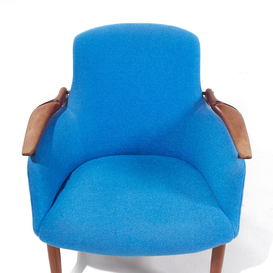Finn Juhl for Niels Vodder NV-53 Blue Chairs - Pair For Sale 5