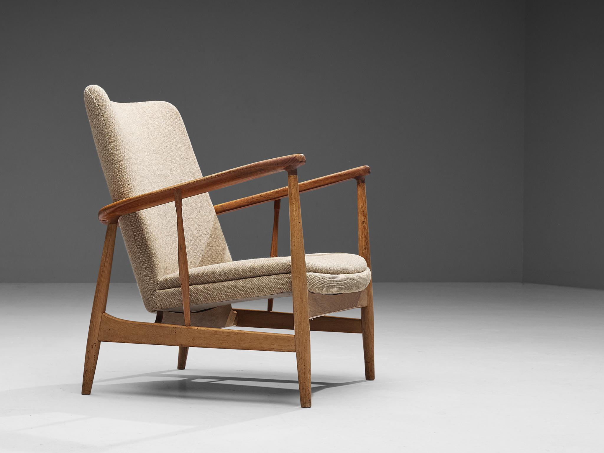 Finn Juhl for Søren Willadsen Easy Chair in Oak and Wool 4