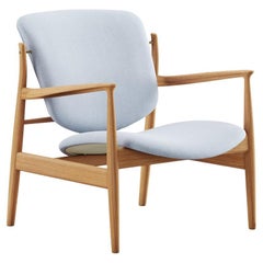 Finn Juhl France Chair in Wood and Blue Fabric