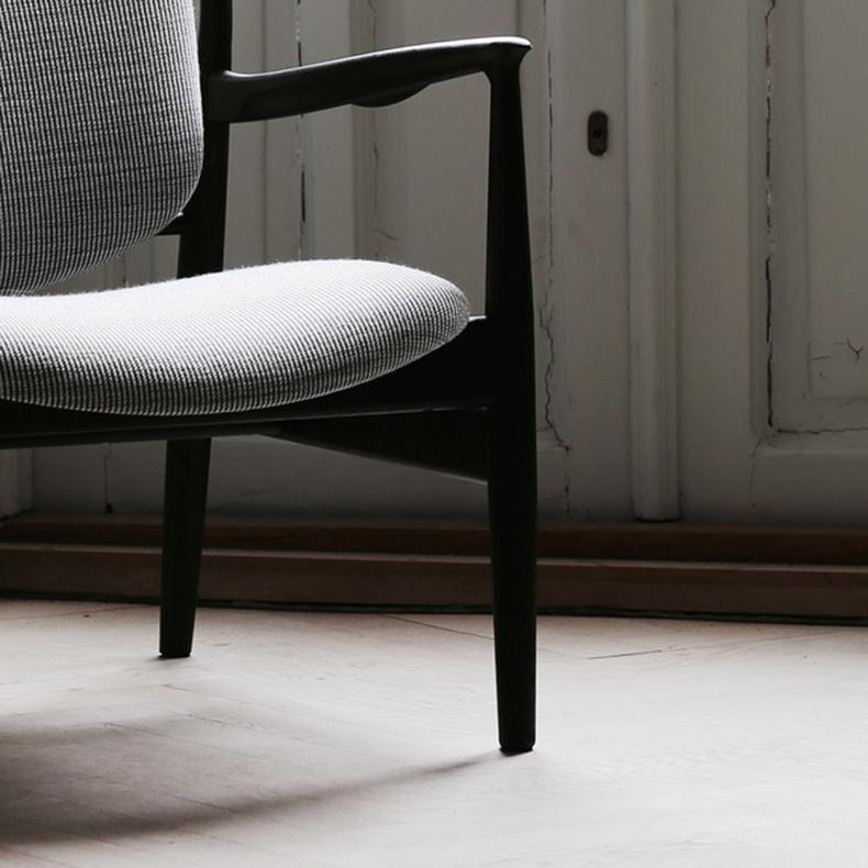 Contemporary Finn Juhl France Chair in Wood and Fabric