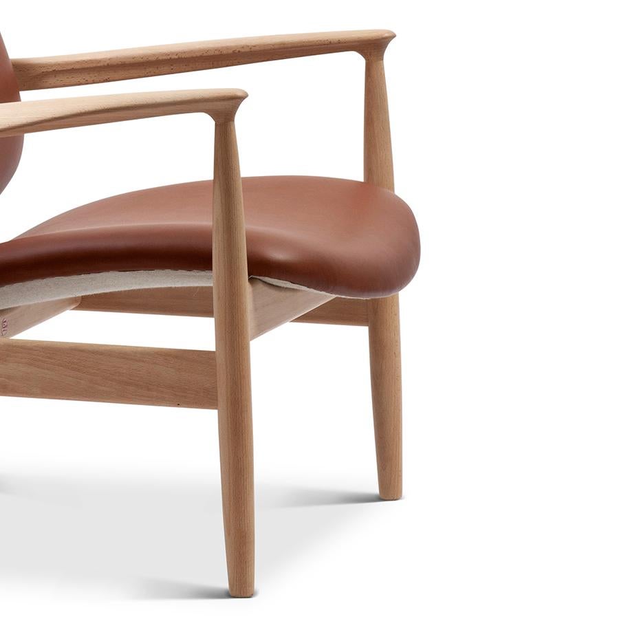 Finn Juhl France Chair in Wood and Leather In New Condition In Barcelona, Barcelona
