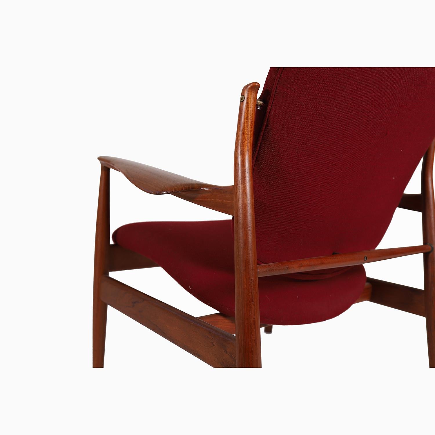 Danish Finn Juhl France Lounge Chair FD 136 For Sale