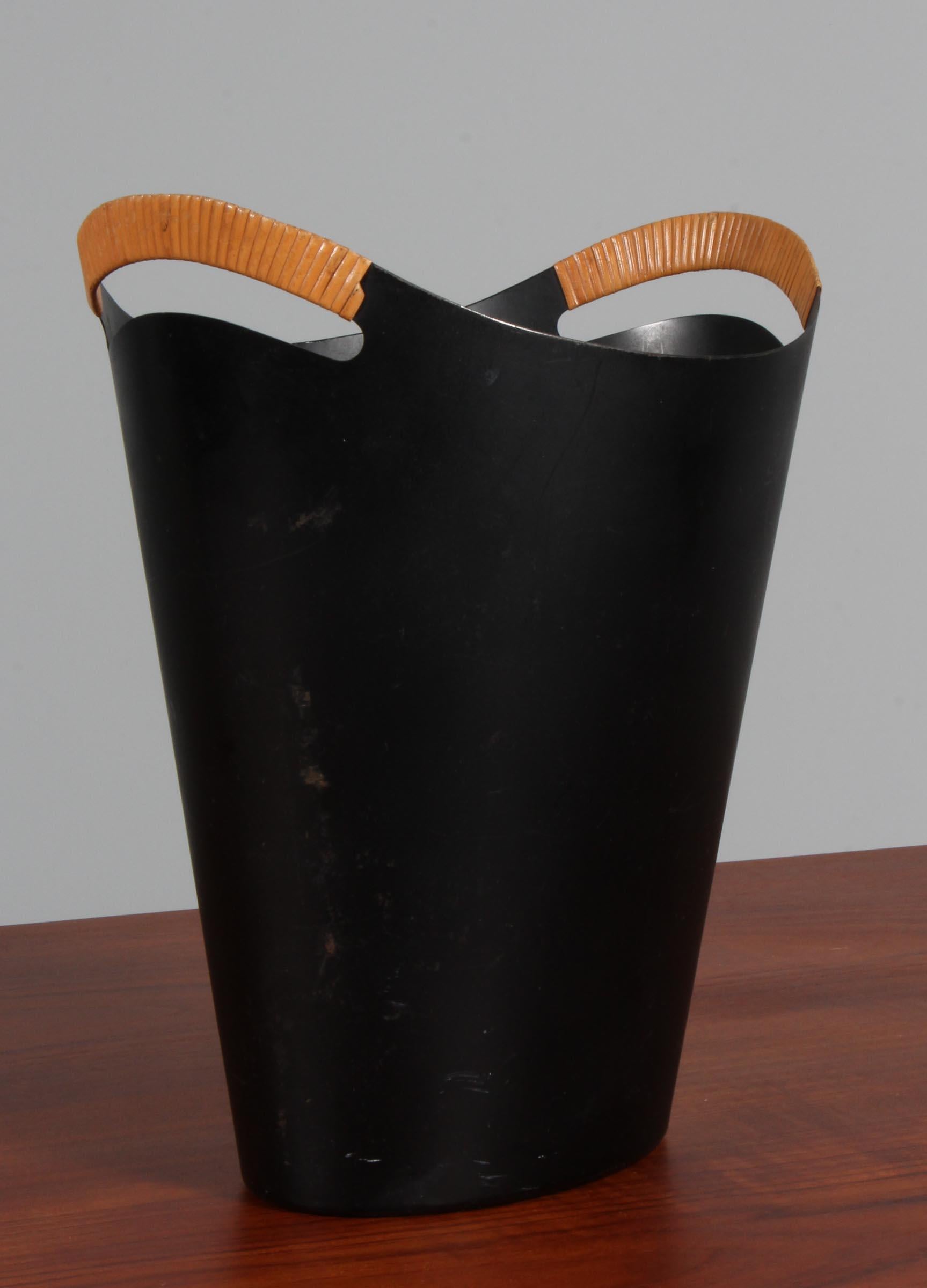 Mid-20th Century Finn Juhl & Grethe Kornerup-Bang, Paperbin