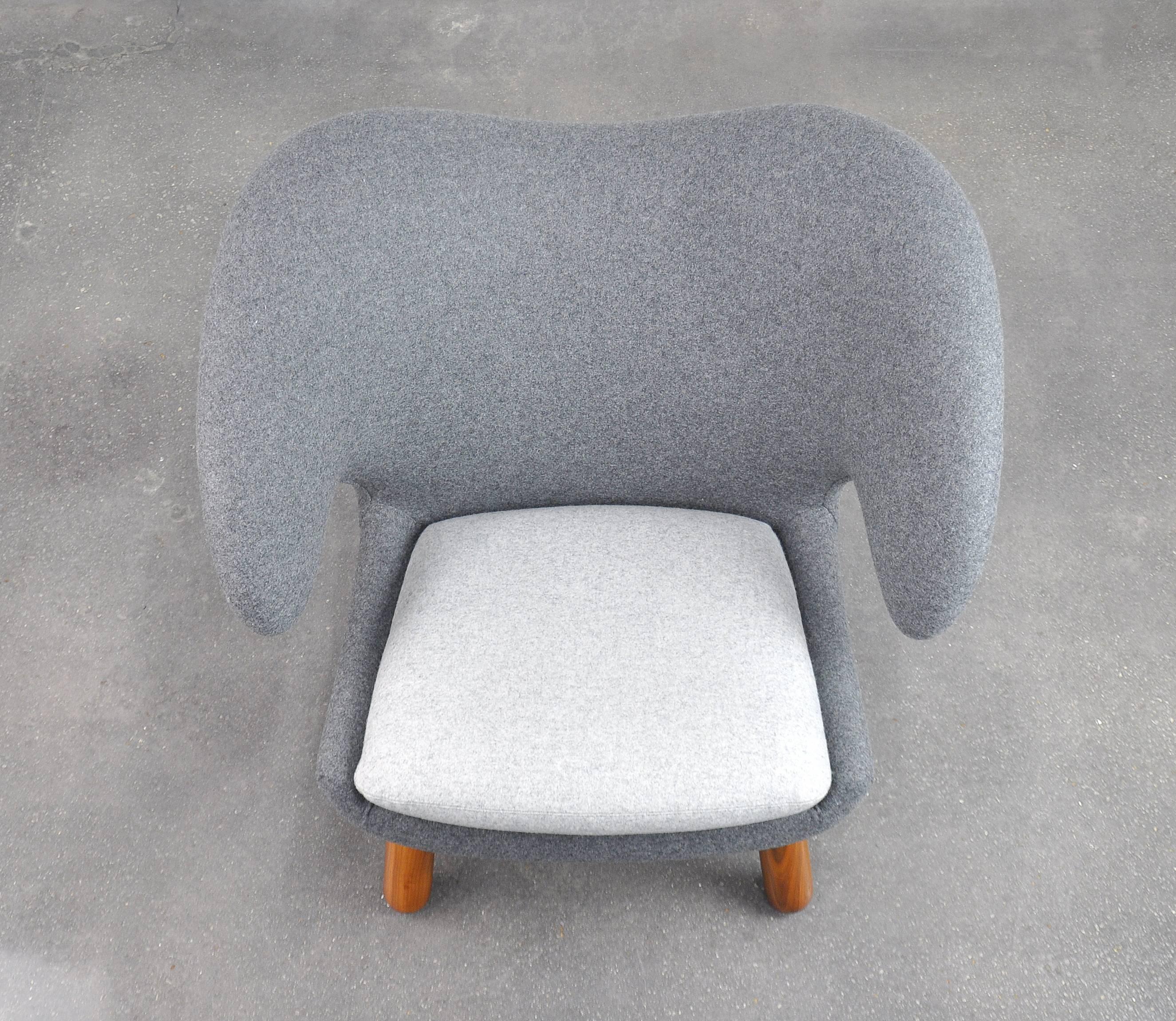 Steel Finn Juhl Grey Pelican Chair