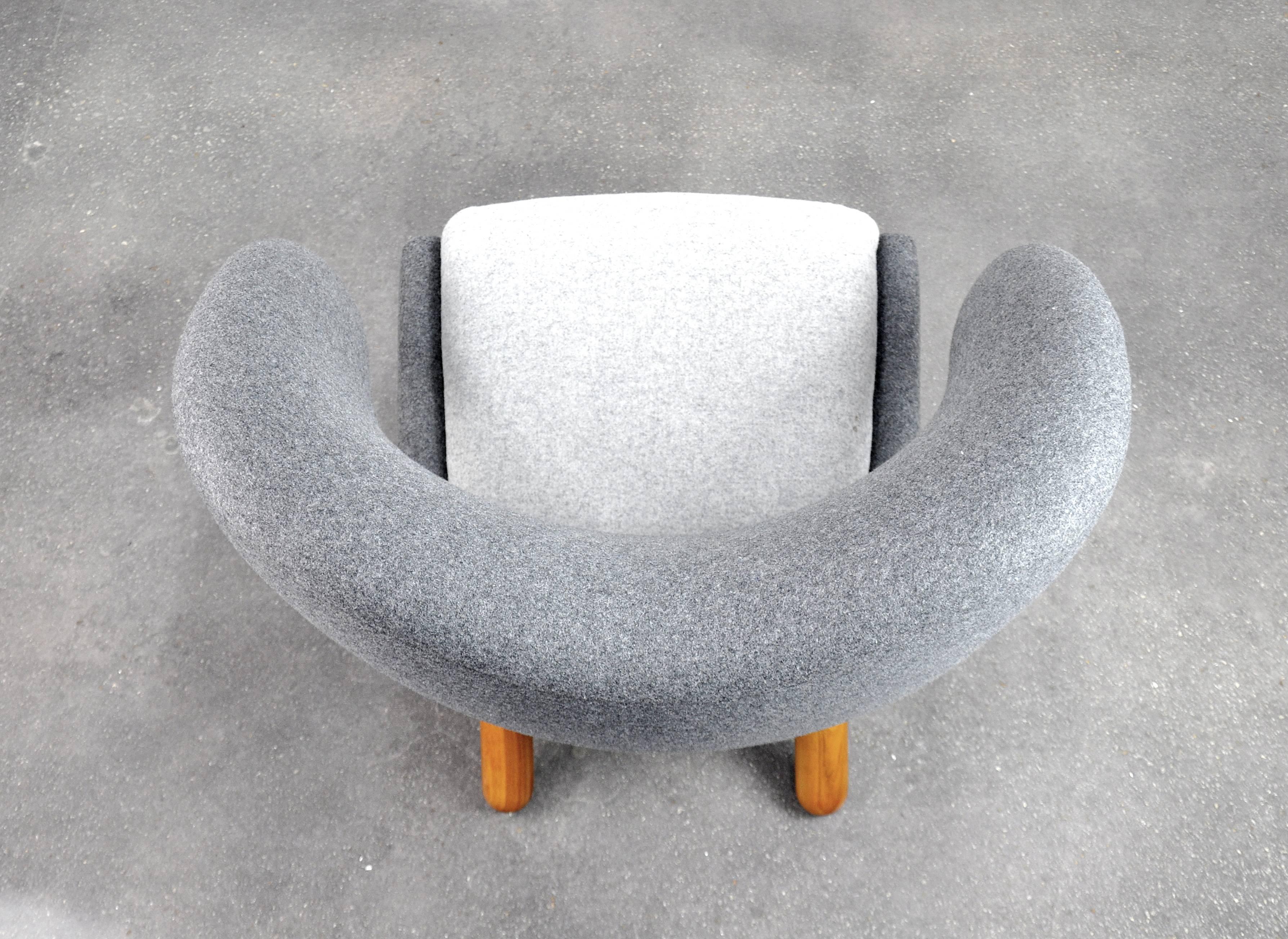 Finn Juhl Grey Pelican Chair 1
