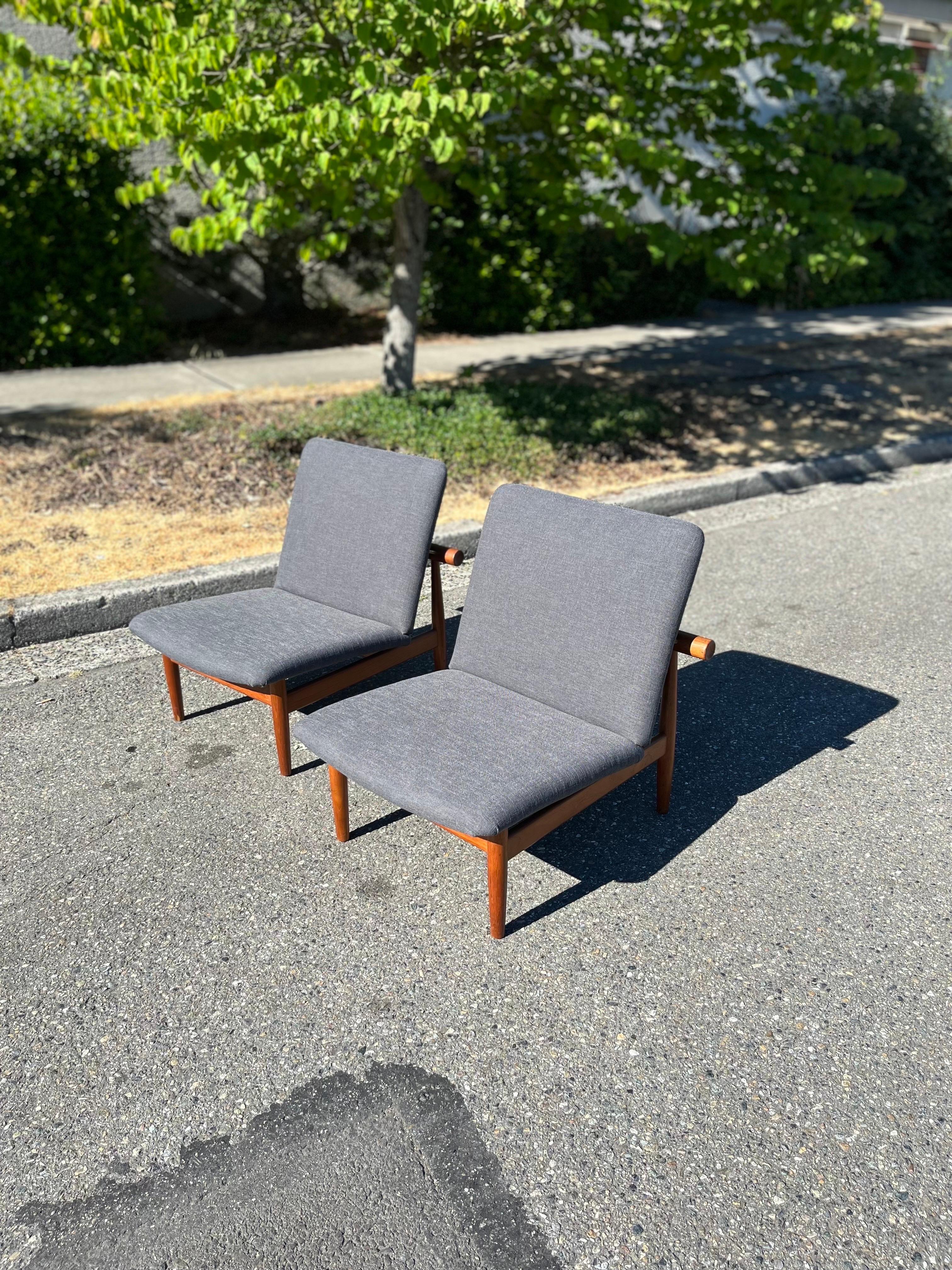 Finn Juhl “Japan” Lounge Slipper Chairs Danish Mid-Century Modern Teak  1