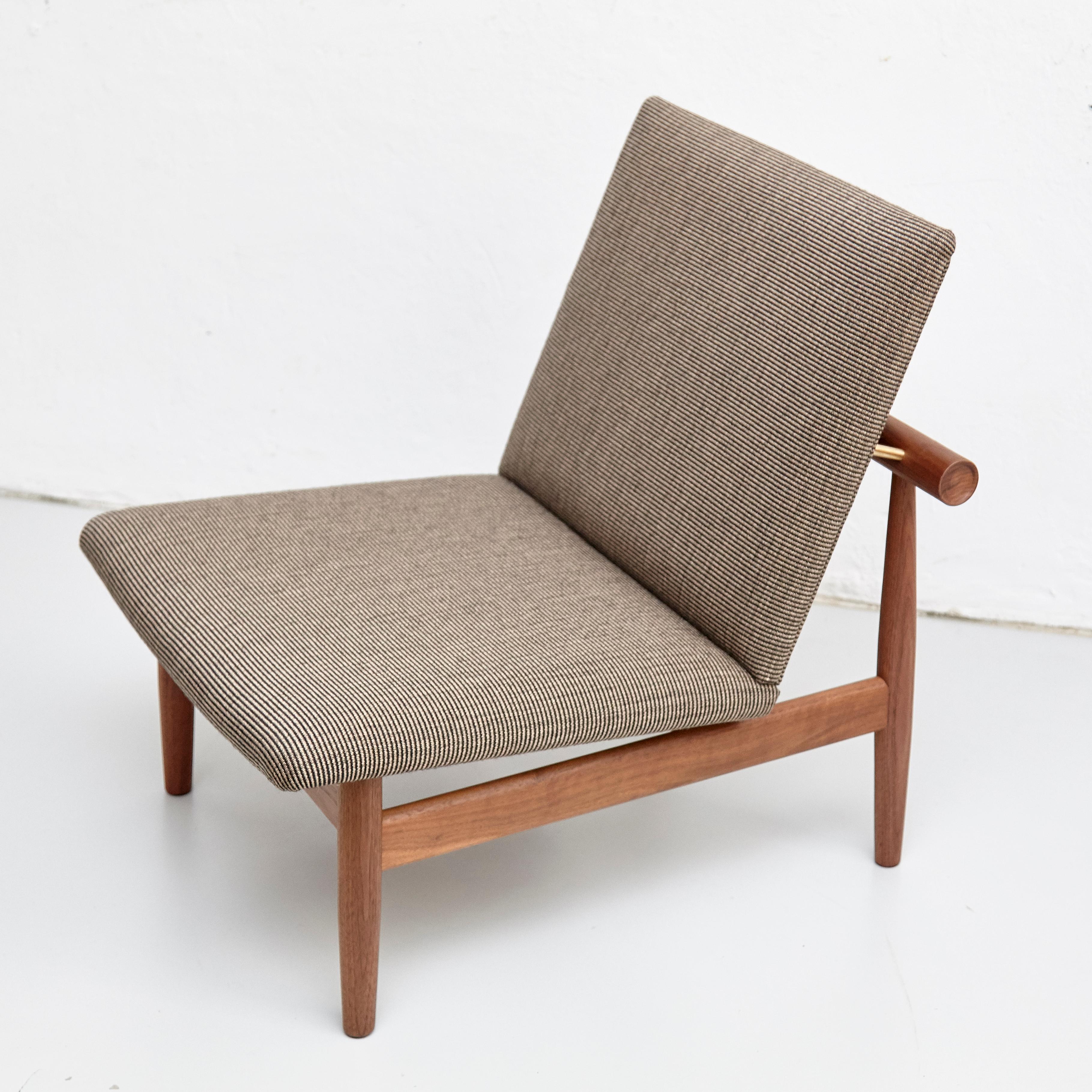 Fabric Finn Juhl Japan Series Chair, Wood and Raf Simons Kvadrat