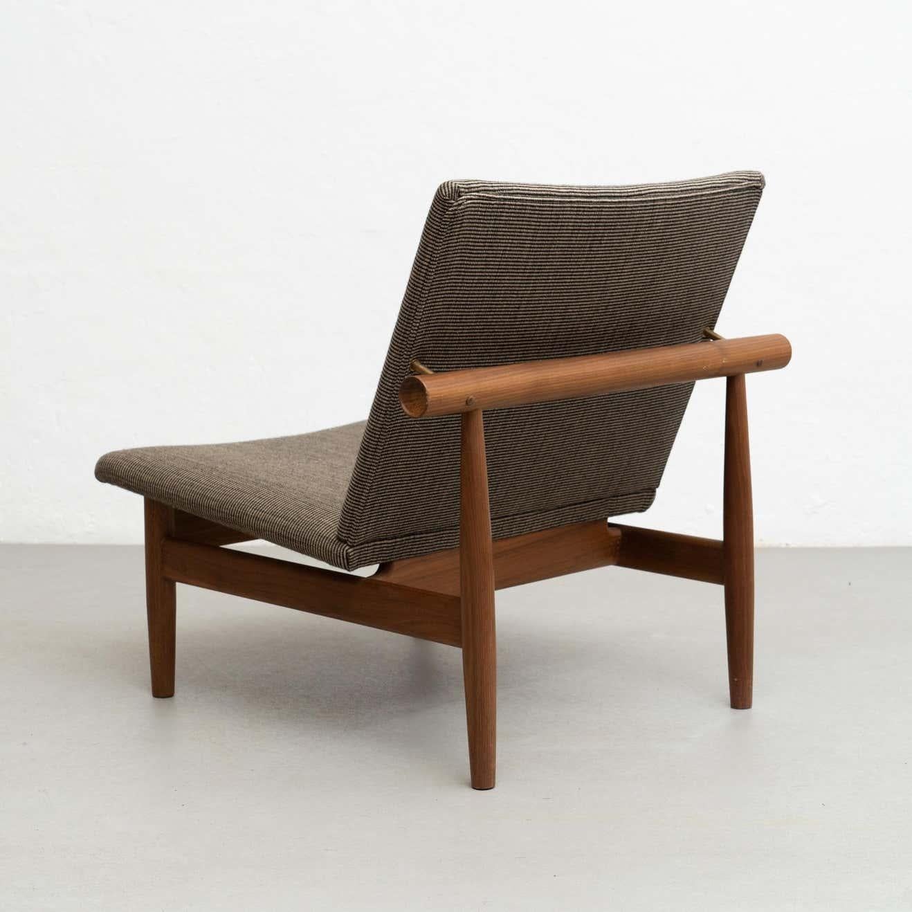 Fabric Finn Juhl Japan Series Chair, Wood and Raf Simons Kvadrat