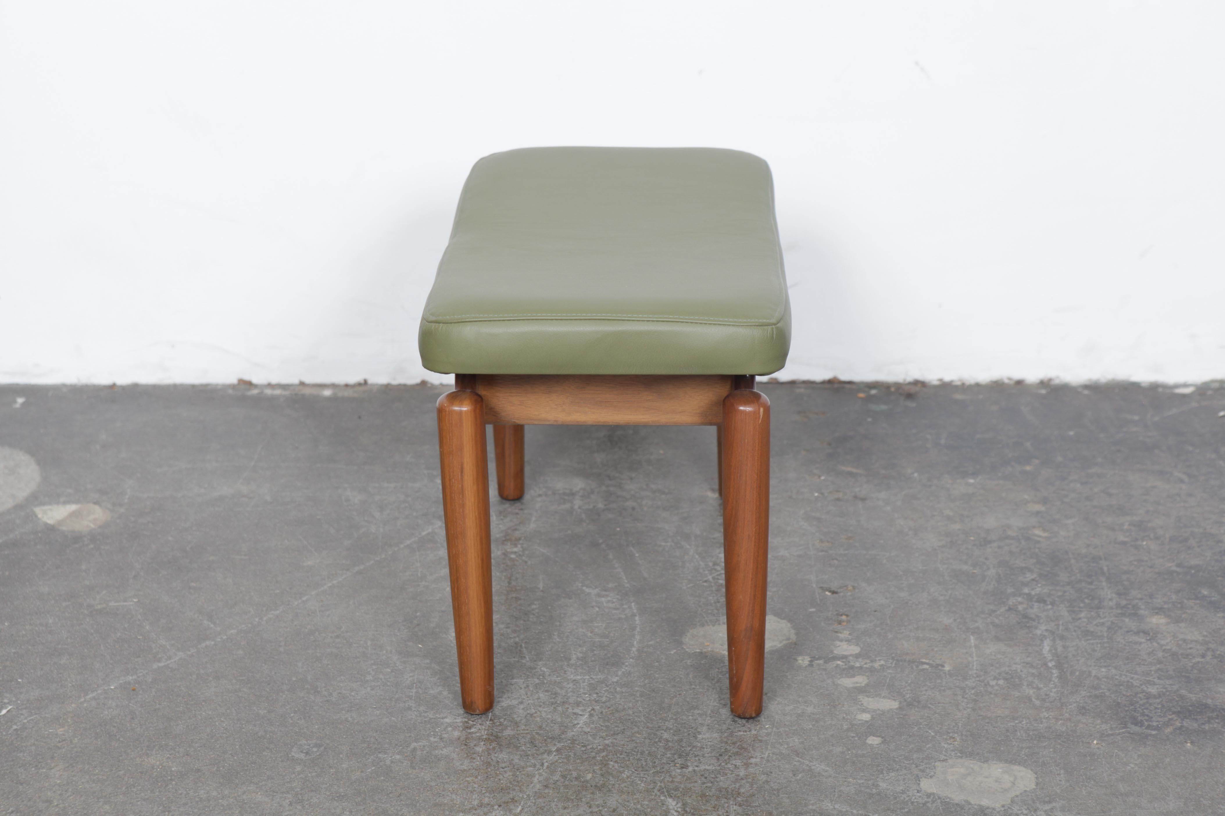 Finn Juhl Leather and Solid Walnut Ottoman, Denmark, 1950s In Excellent Condition In North Hollywood, CA