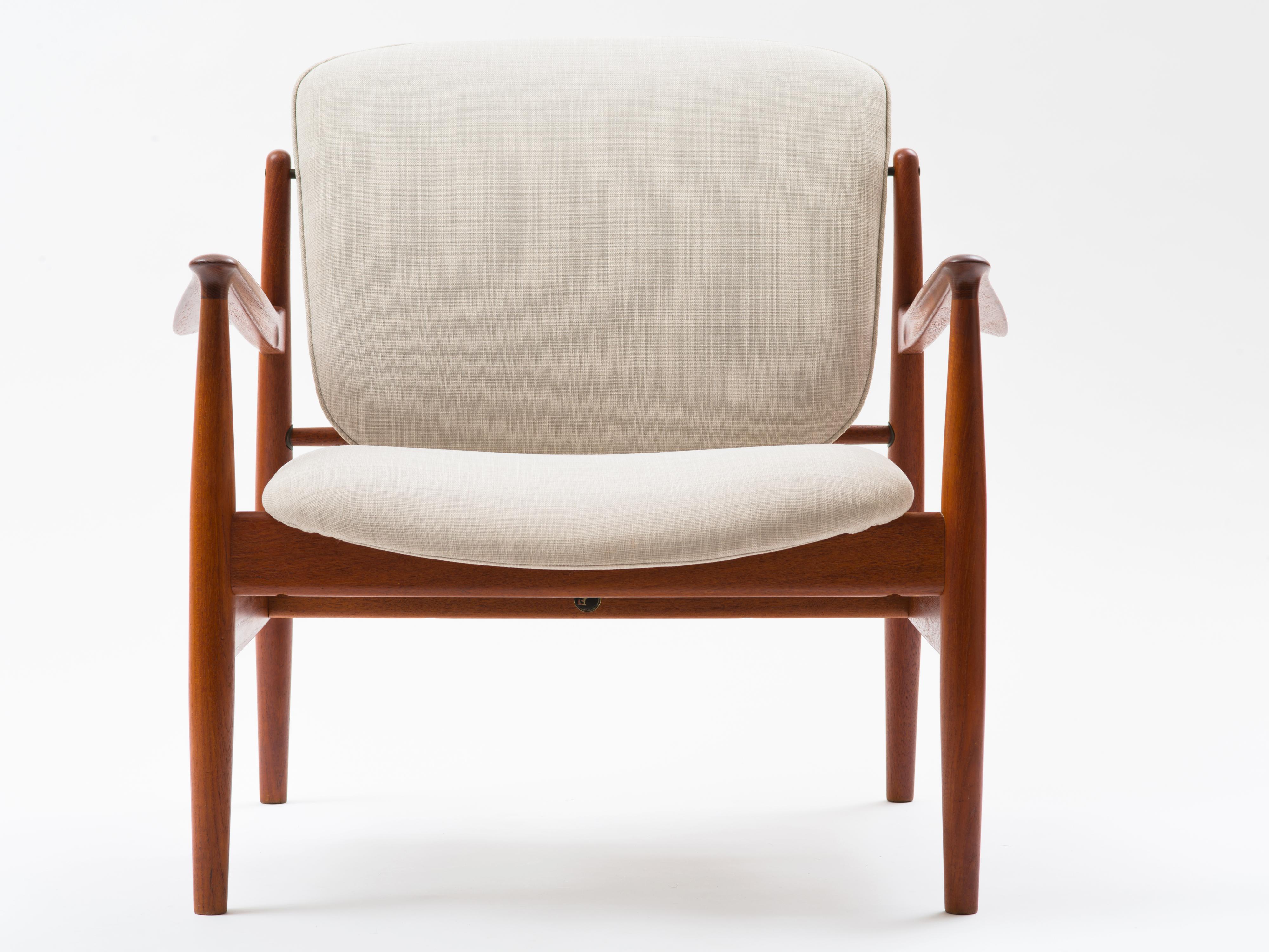 Danish Finn Juhl Lounge Chair Model FD 136 in Teak For Sale