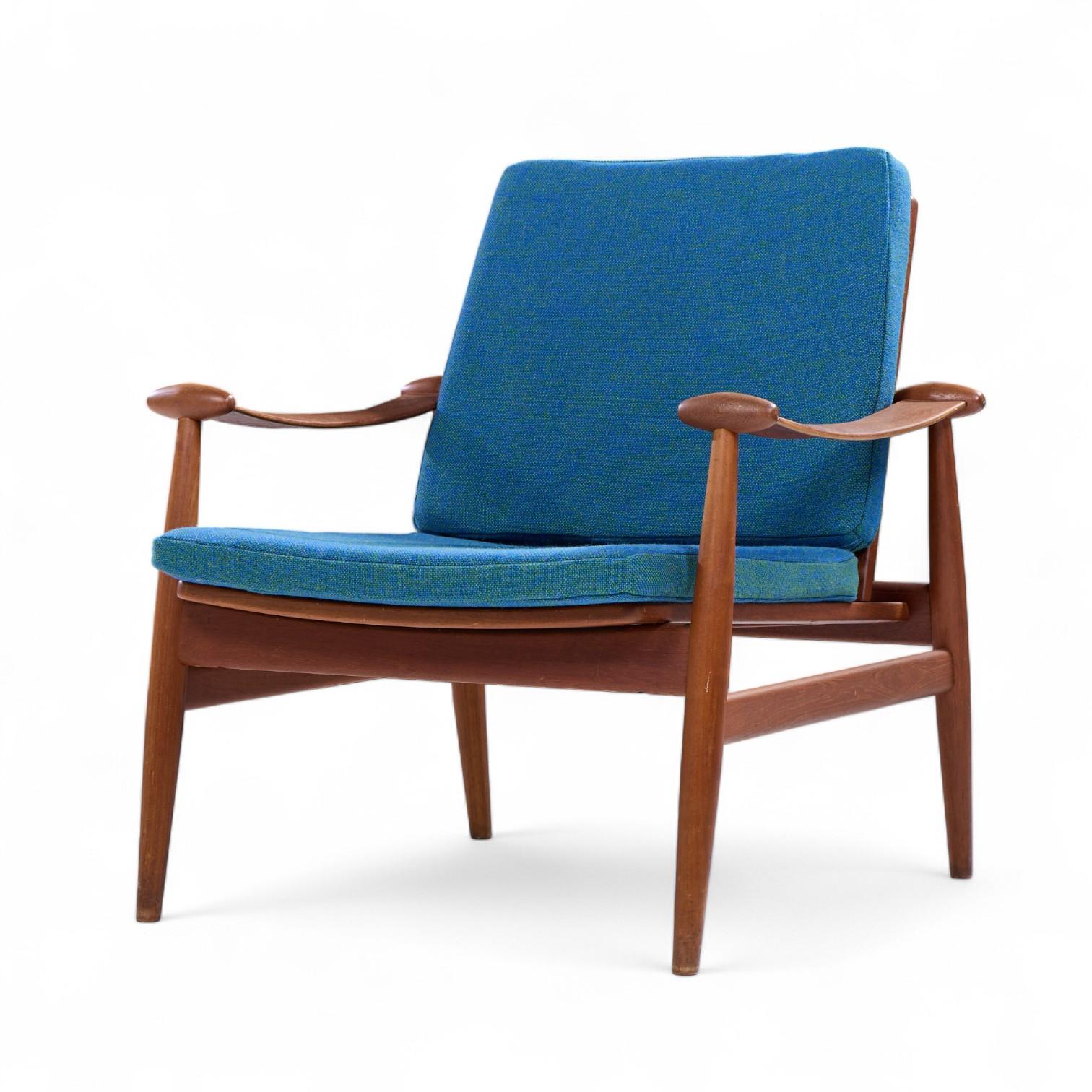 XX secolo Finn Juhls - Sedie da salotto in teak danese di metà secolo - Coppia in vendita