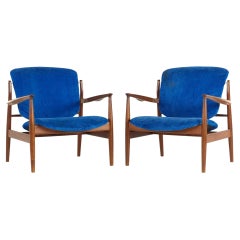 Finn Juhl Midcentury FJ136 Teak Lounge Chairs, Pair