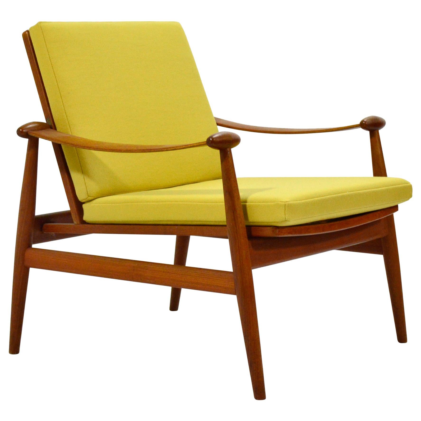 Finn Juhl Model 133 "Spade" Lounge Chair by France & Daverkosen For Sale