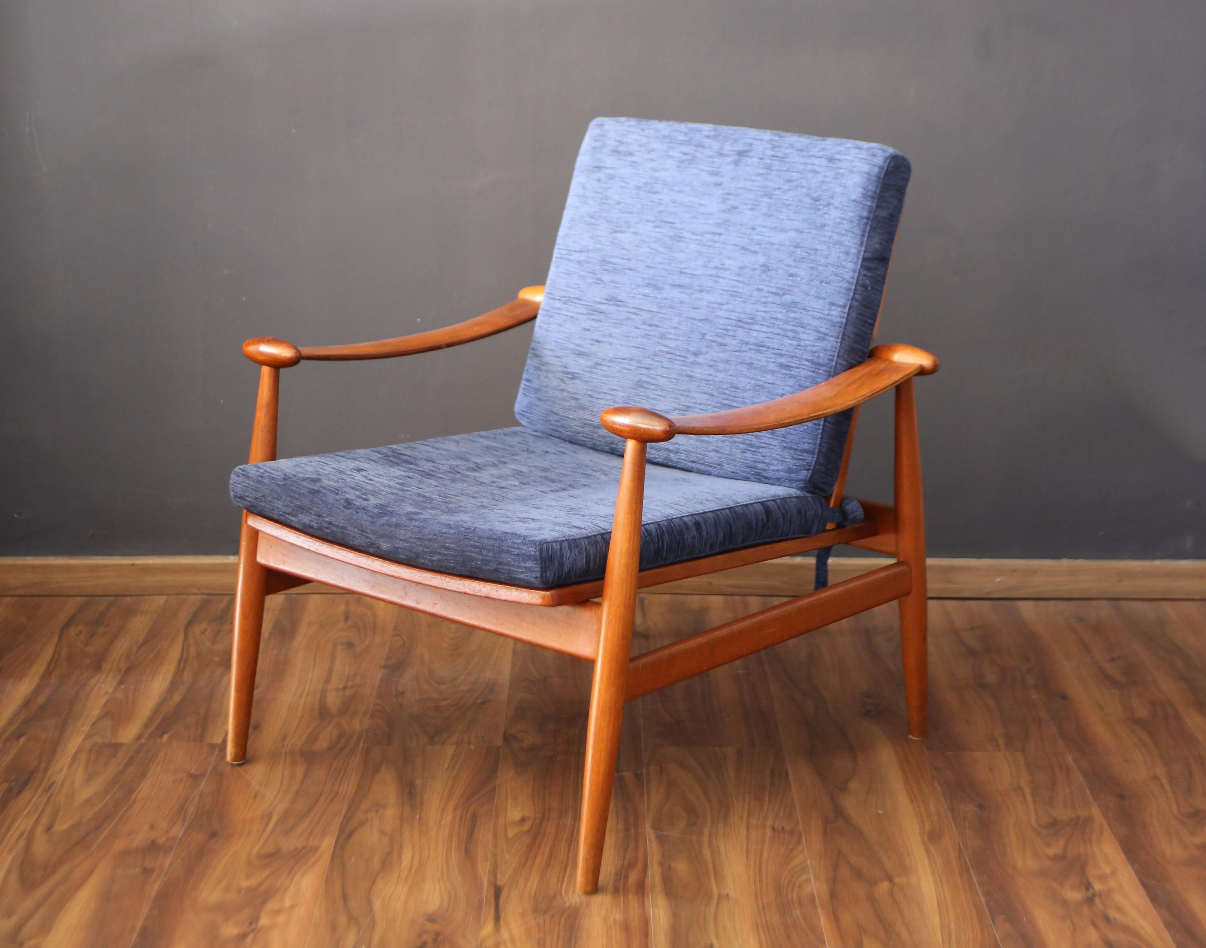 Silla Lounge Finn Juhl Modelo 133 'Spade' de France & Son Moderno de mediados de siglo en venta