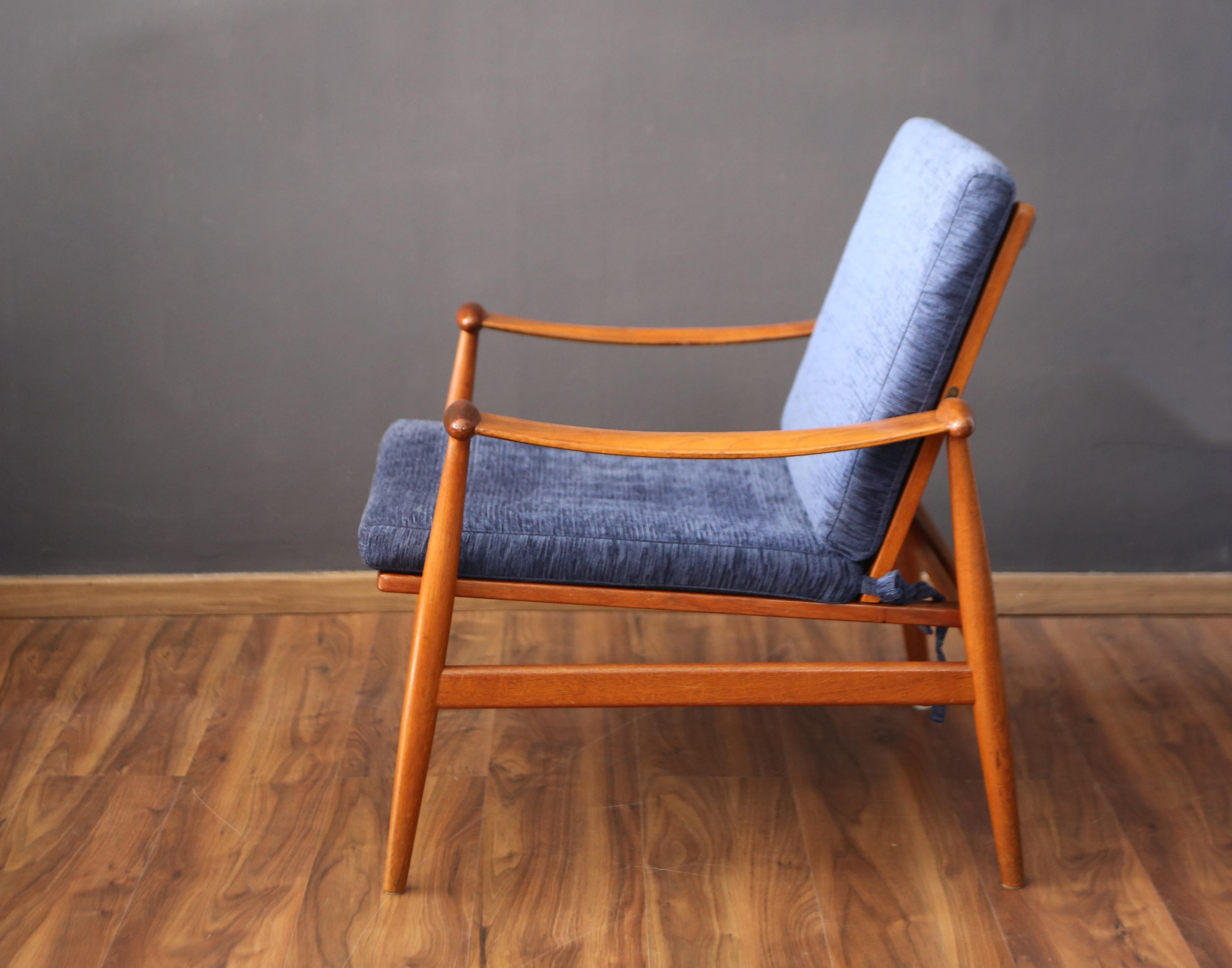 Silla Lounge Finn Juhl Modelo 133 'Spade' de France & Son Italian en venta