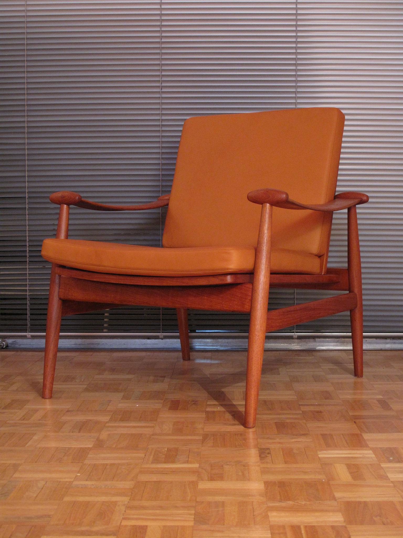 Finn Juhl Model 133 'Spadestolen' Teak and Leather Lounge Chair 3