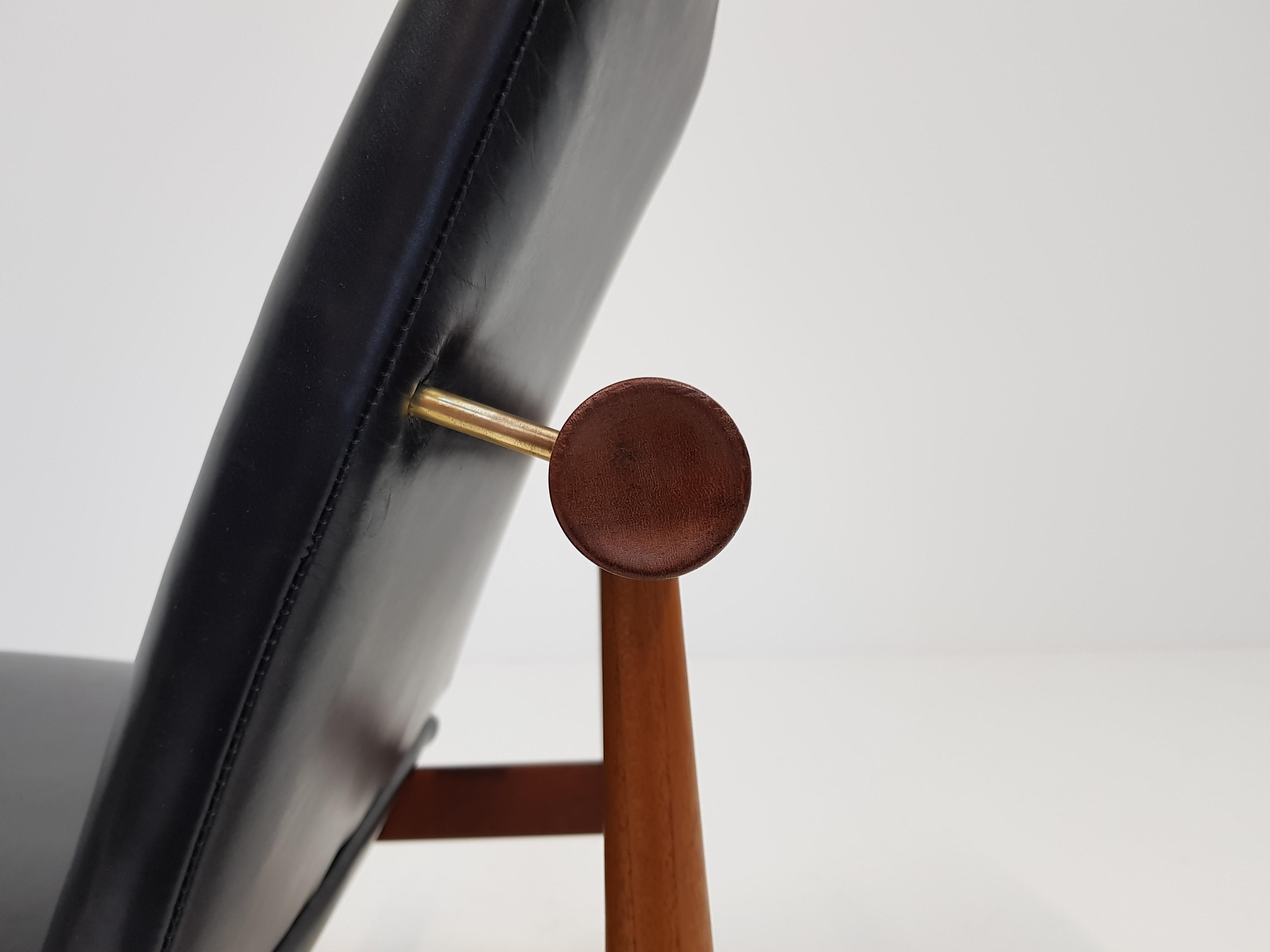 A Finn Juhl Japan chair, Model 137 for France and Daverkosen, Denmark, 1950s 6