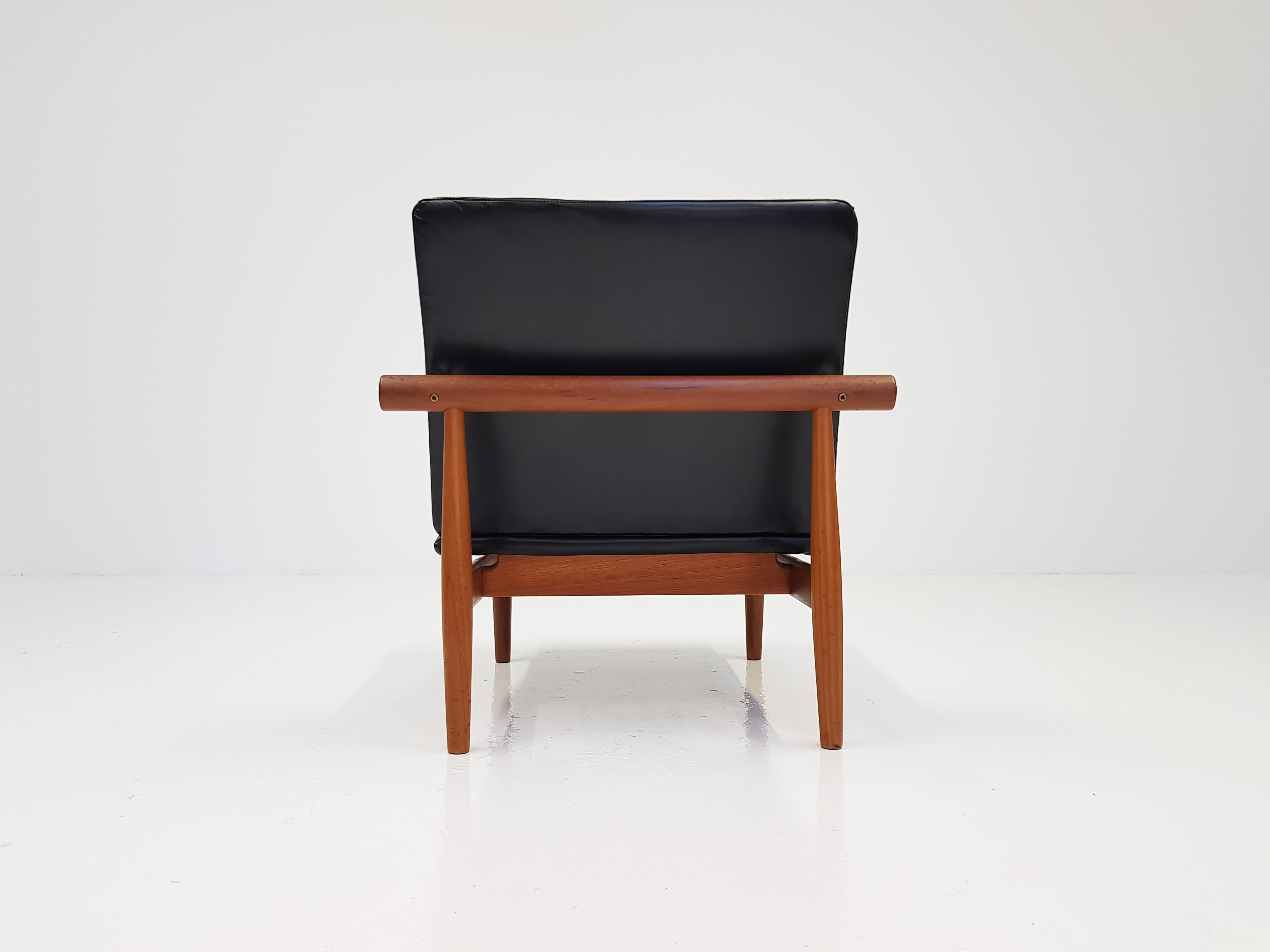 A Finn Juhl Japan chair, Model 137 for France and Daverkosen, Denmark, 1950s 7