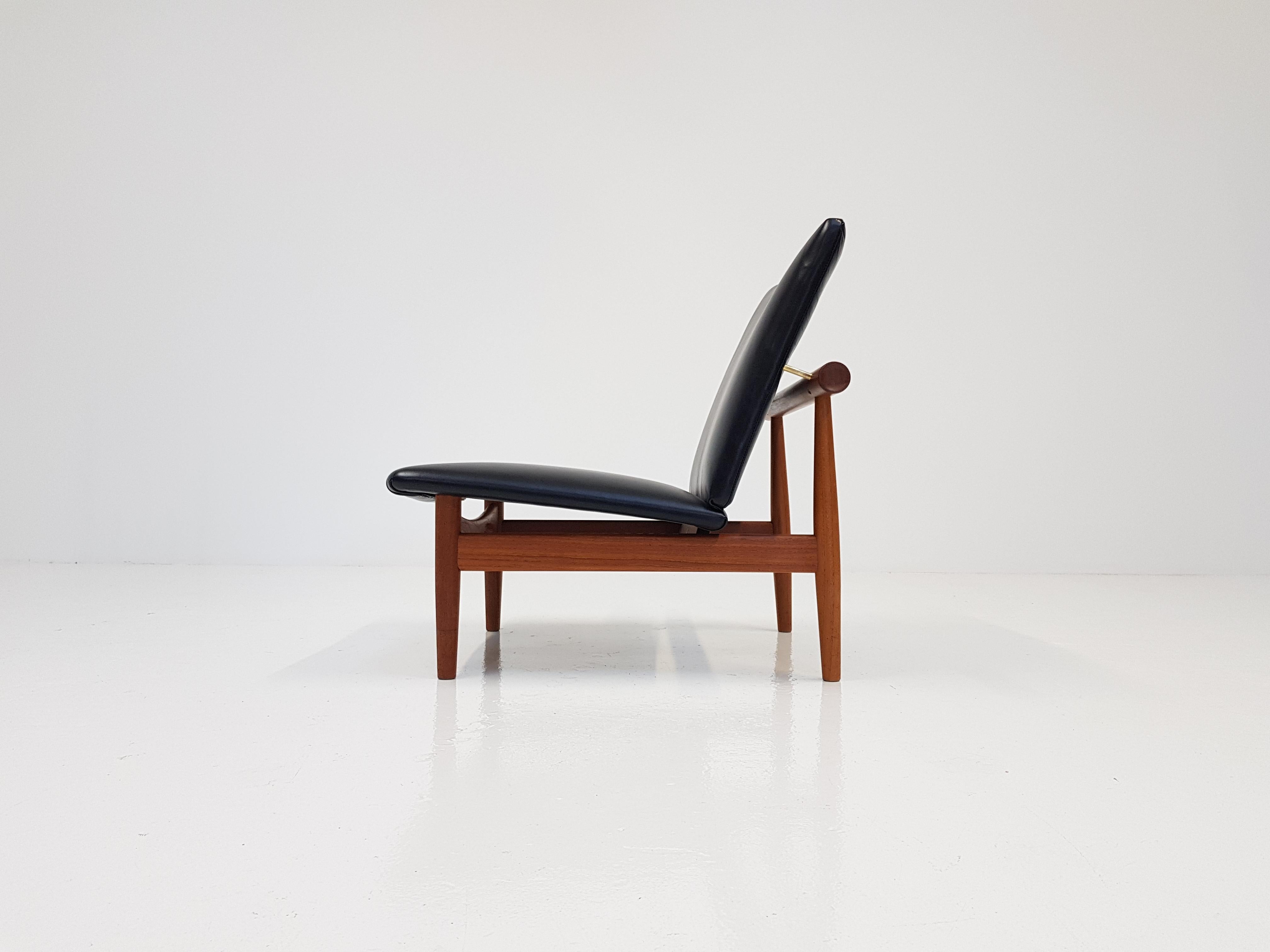 A Model 137 lounge chair by Danish icon Finn Juhl for France & Daverkosen, also called the Japan chair as inspiration was taken from the Miyajima water gate in Hatsukaichi, Hiroshima.

A beautiful design which is one of Finn Juhl's most sought