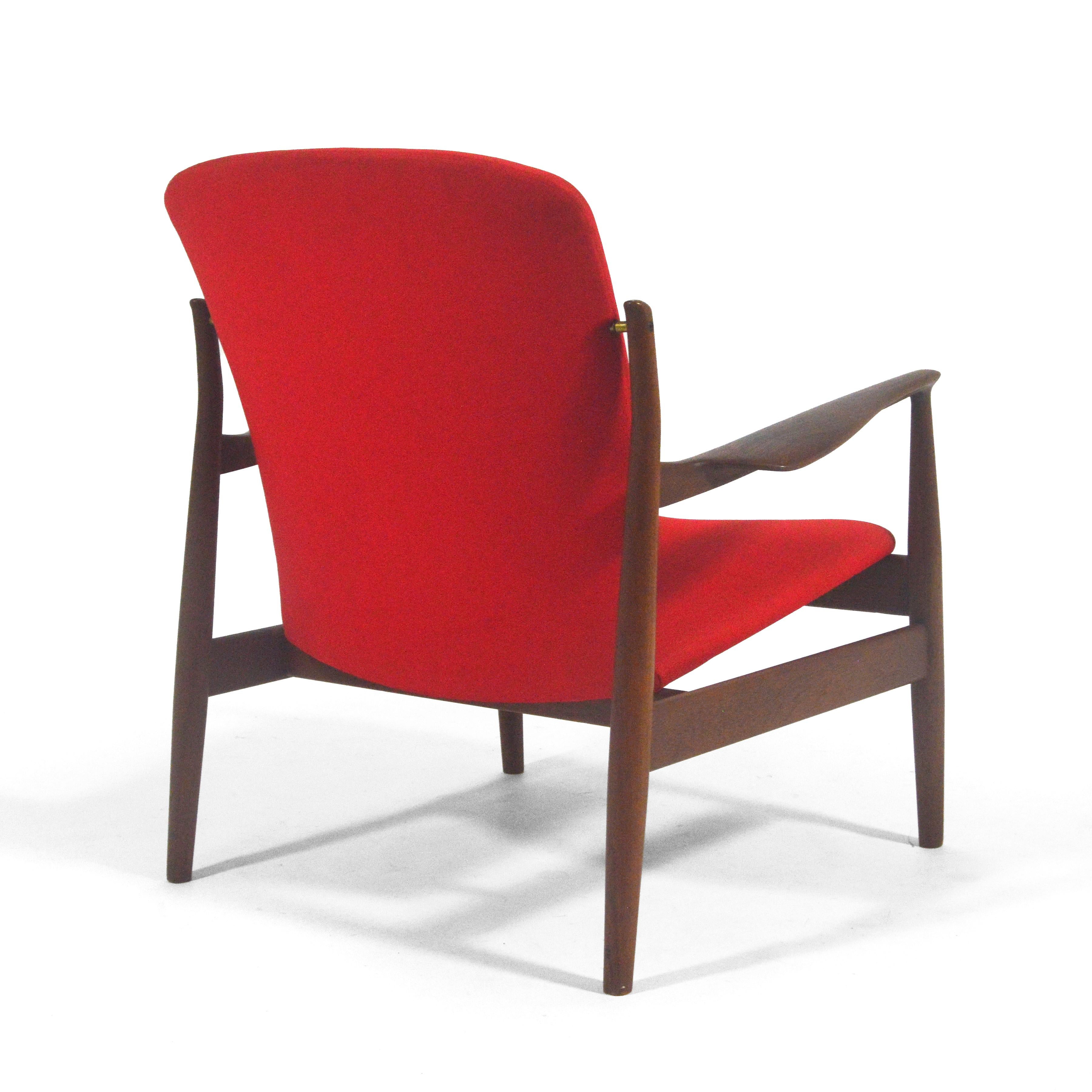 Finn Juhl Model 141 Lounge Chair For Sale 1
