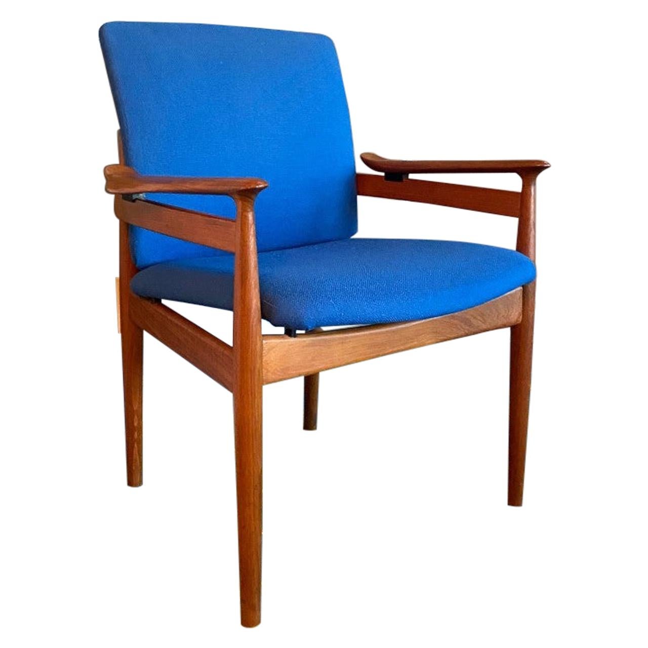 Finn Juhl Model 192 Set of Midcentury Teak Chairs '1960s' (Chaises en teck du milieu du siècle)