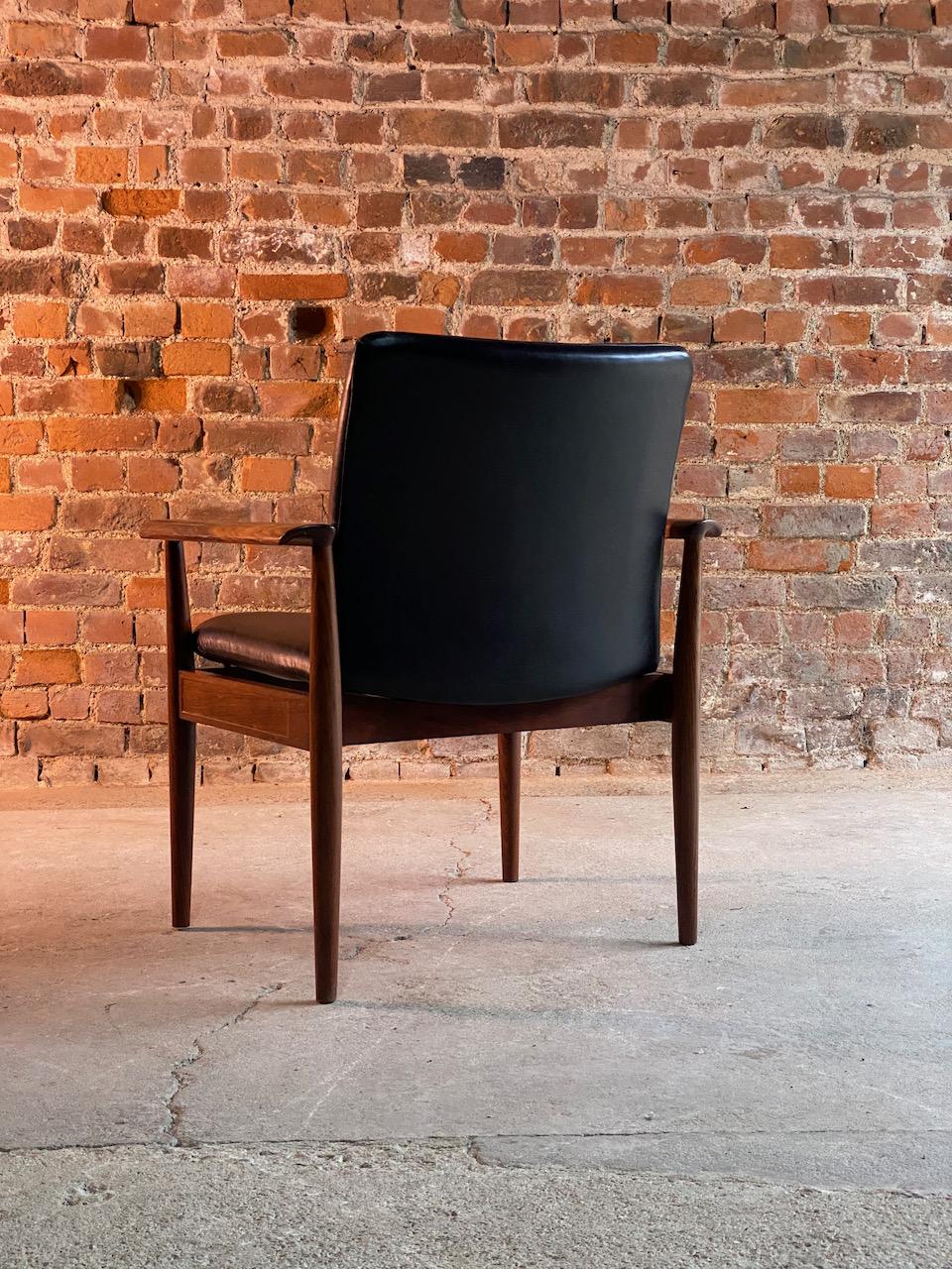 Mid-20th Century Finn Juhl Model 209 Diplomat Chairs in Rosewood & Leather Set of Six, Cado 1965