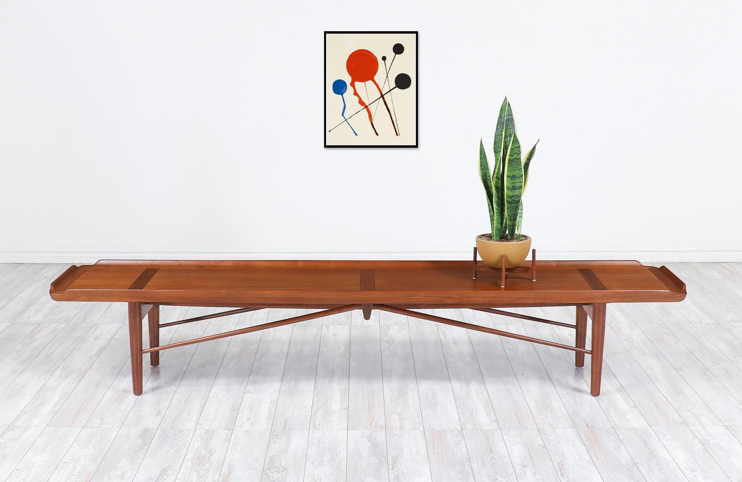 Mid-Century Modern Finn Juhl Model 406 Coffee Table / Bench for Baker Furniture