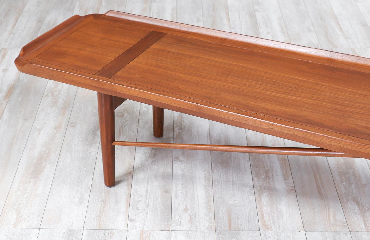Finn Juhl Model 406 Coffee Table / Bench for Baker Furniture In Excellent Condition In Los Angeles, CA