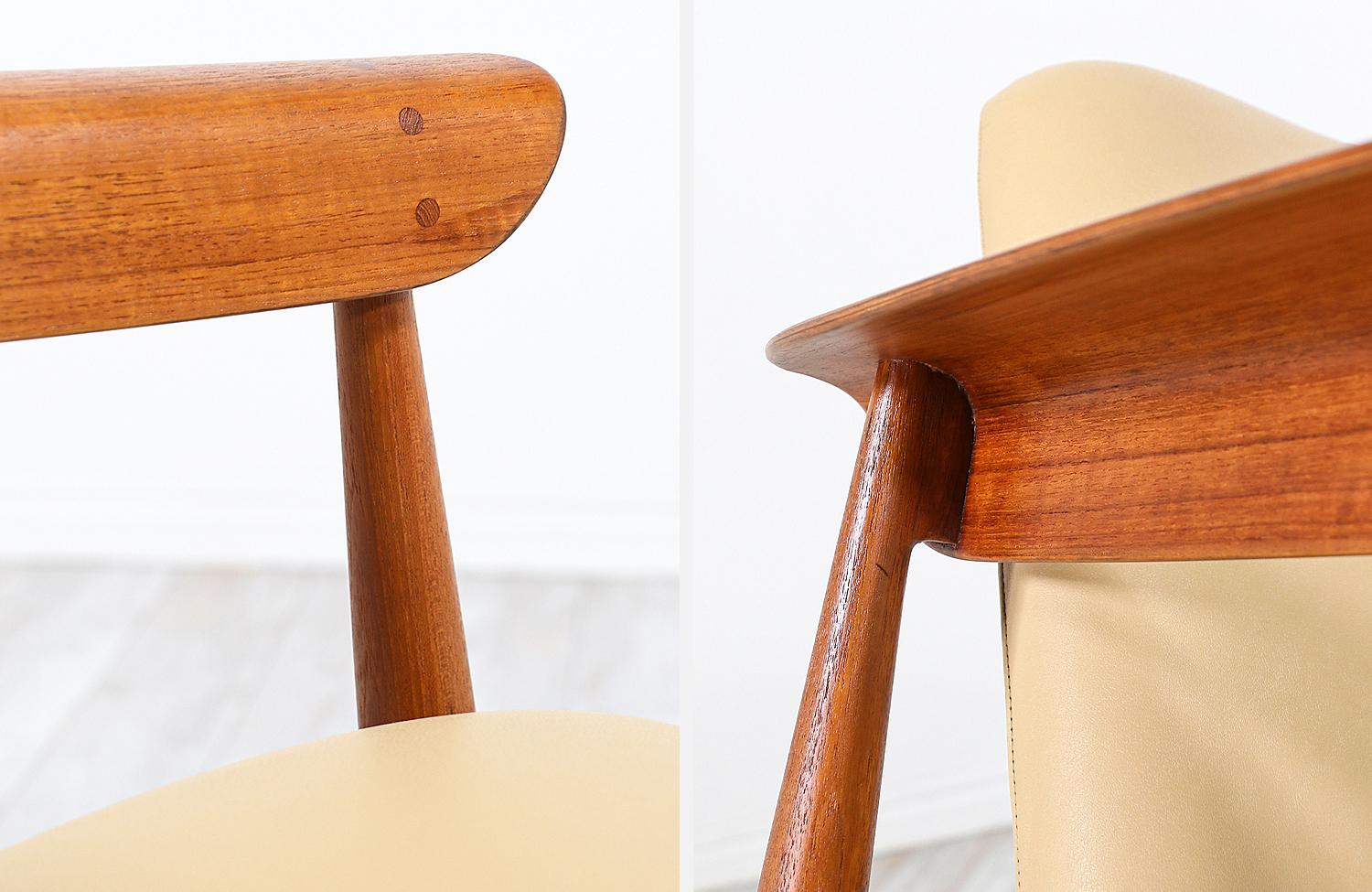 Expertly Restored - Finn Juhl Model BO-118 Teak Lounge Chair for Bovirke For Sale 3