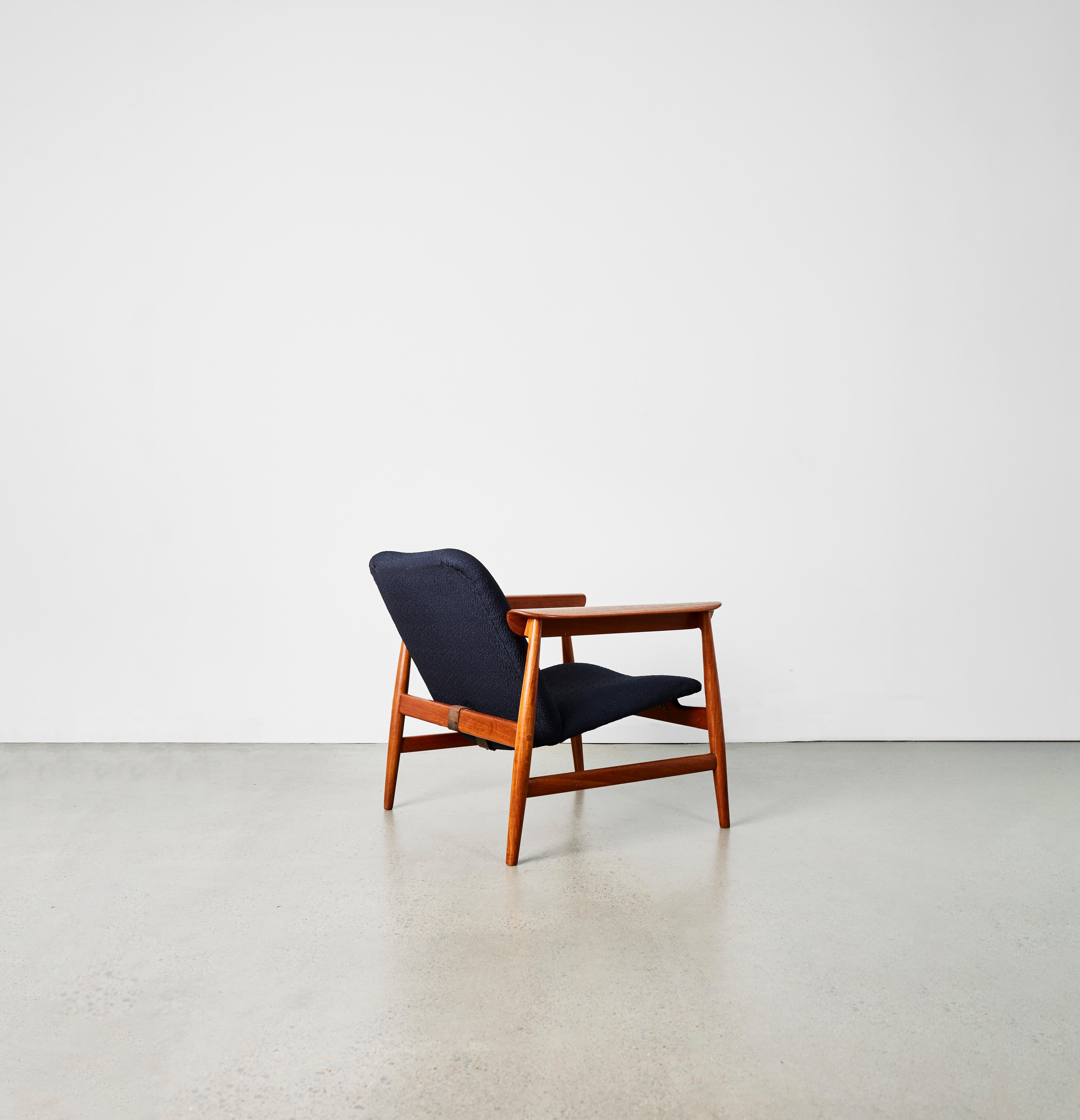Mid-20th Century Finn Juhl Model BO-118 Teak Lounge Chair for Bovirke For Sale