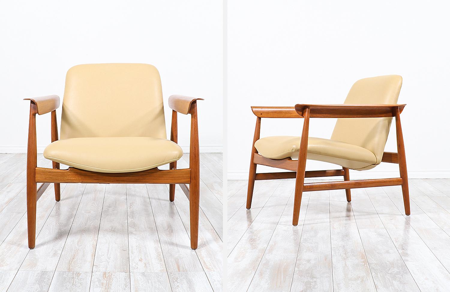 Expertly Restored - Finn Juhl Model BO-118 Teak Lounge Chair for Bovirke For Sale 1