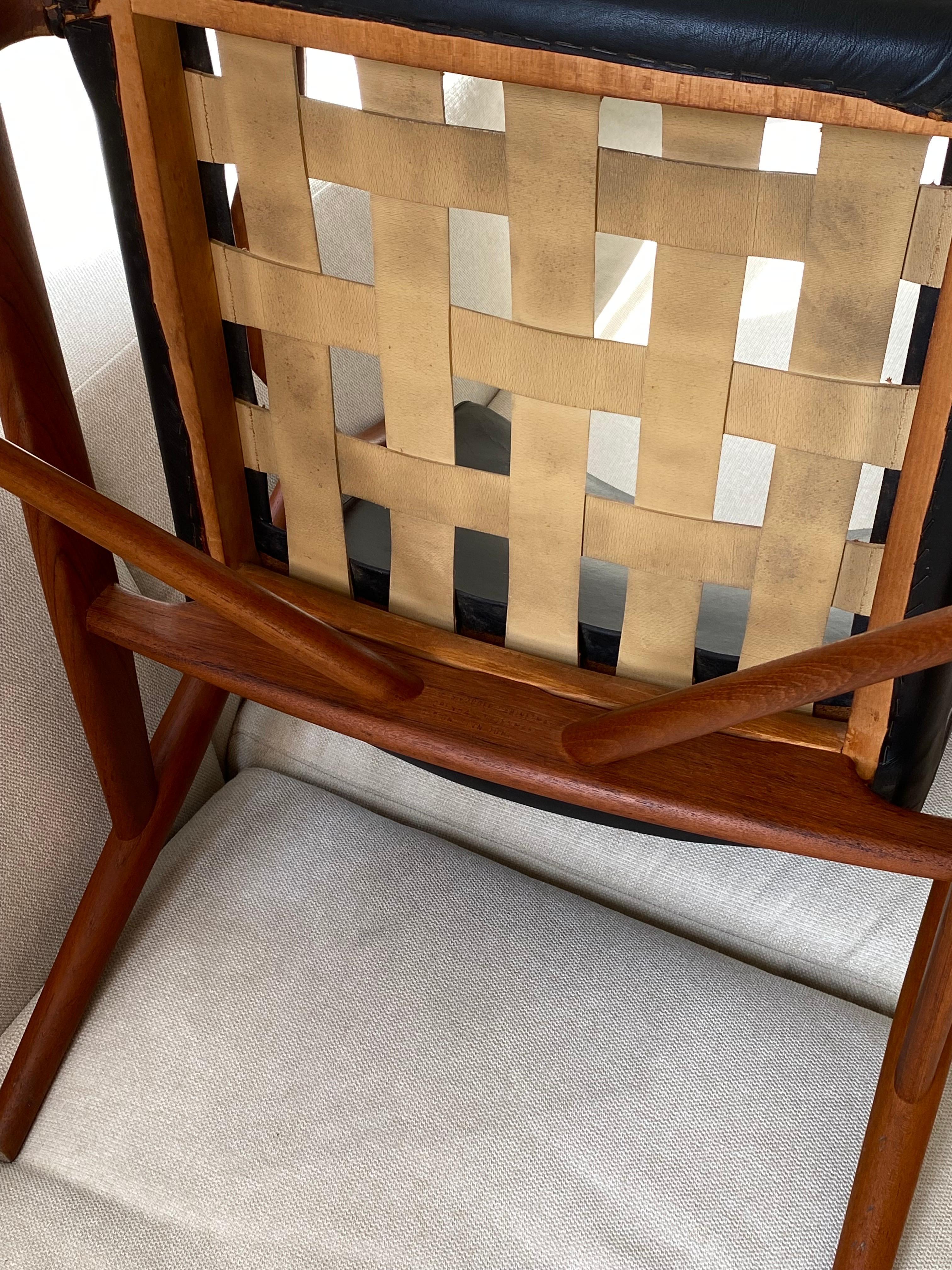 Finn Juhl NV-45 Teak Armchair for Niels Vodder For Sale 5